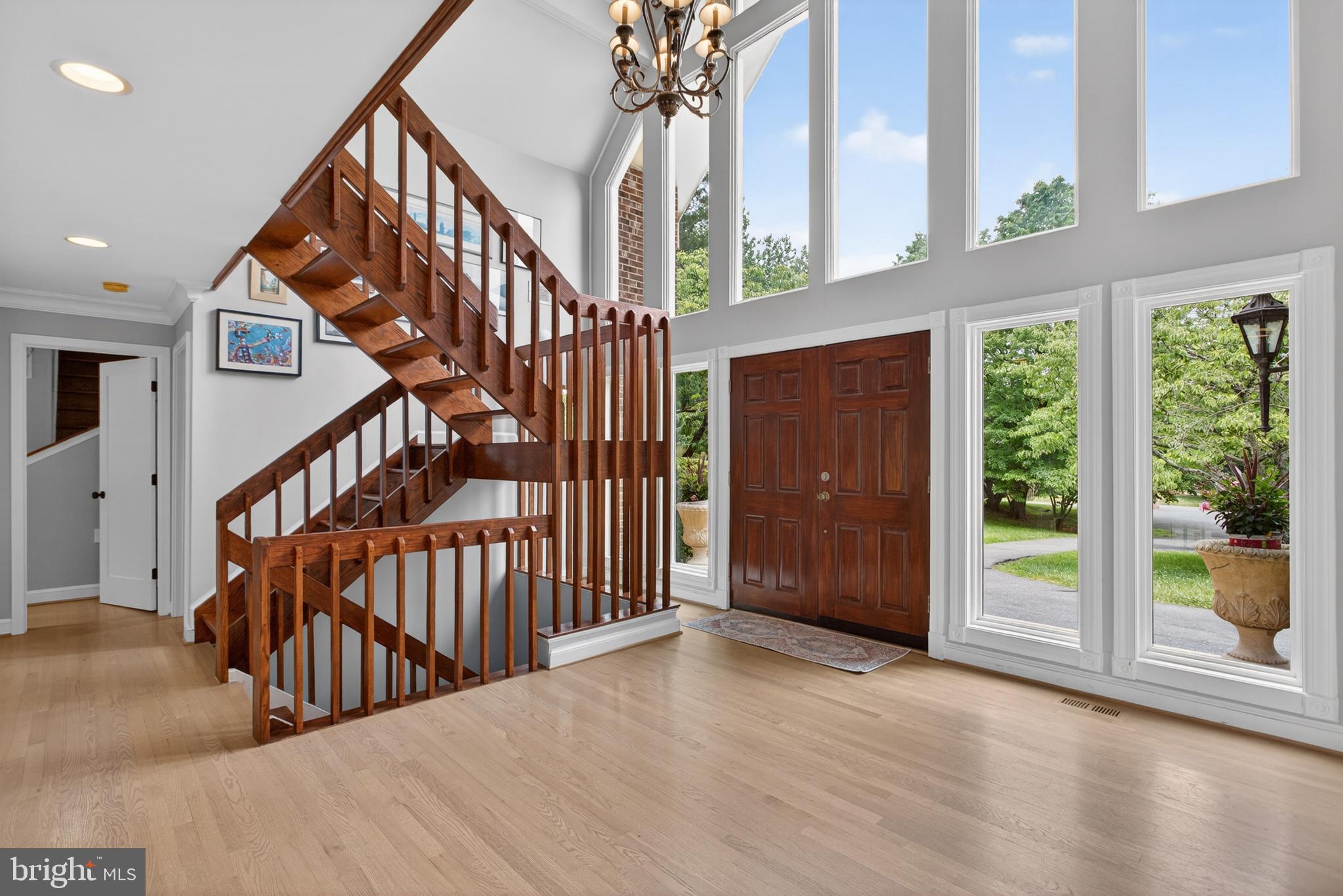 ESWORTHY ESTATES - Residential
