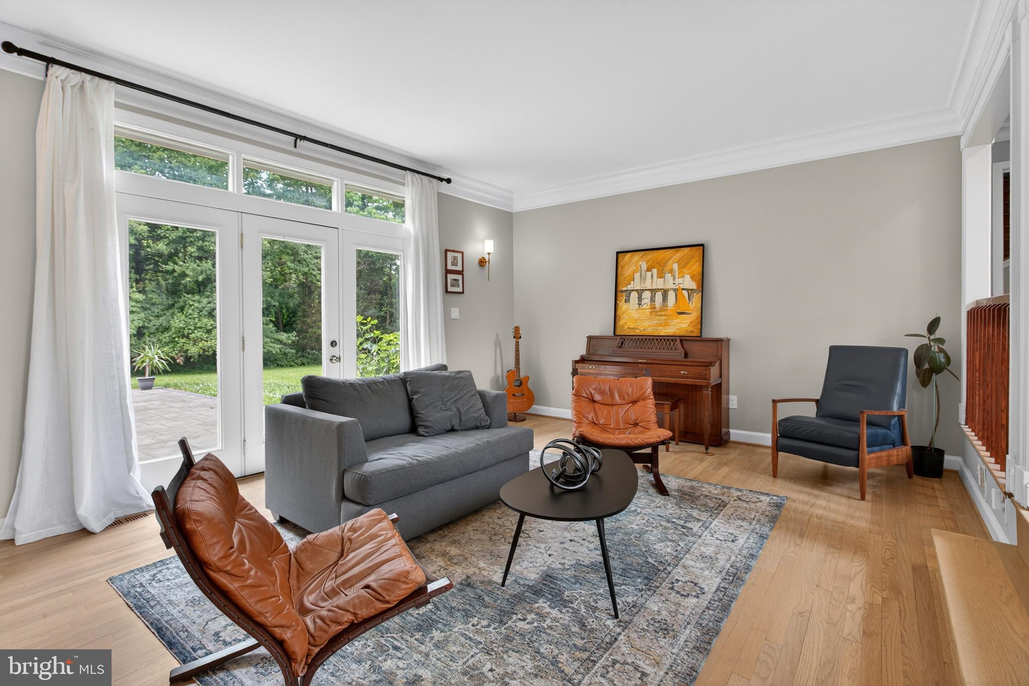 ESWORTHY ESTATES - Residential