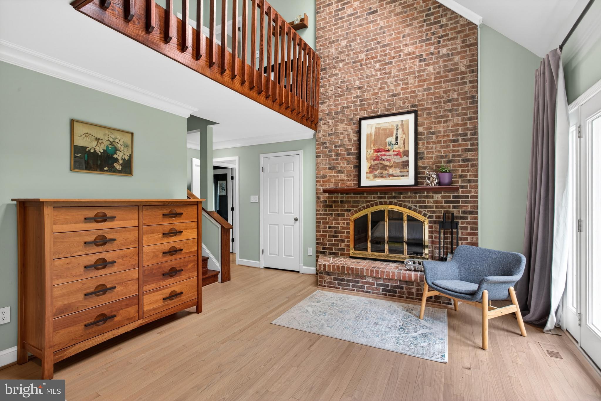ESWORTHY ESTATES - Residential