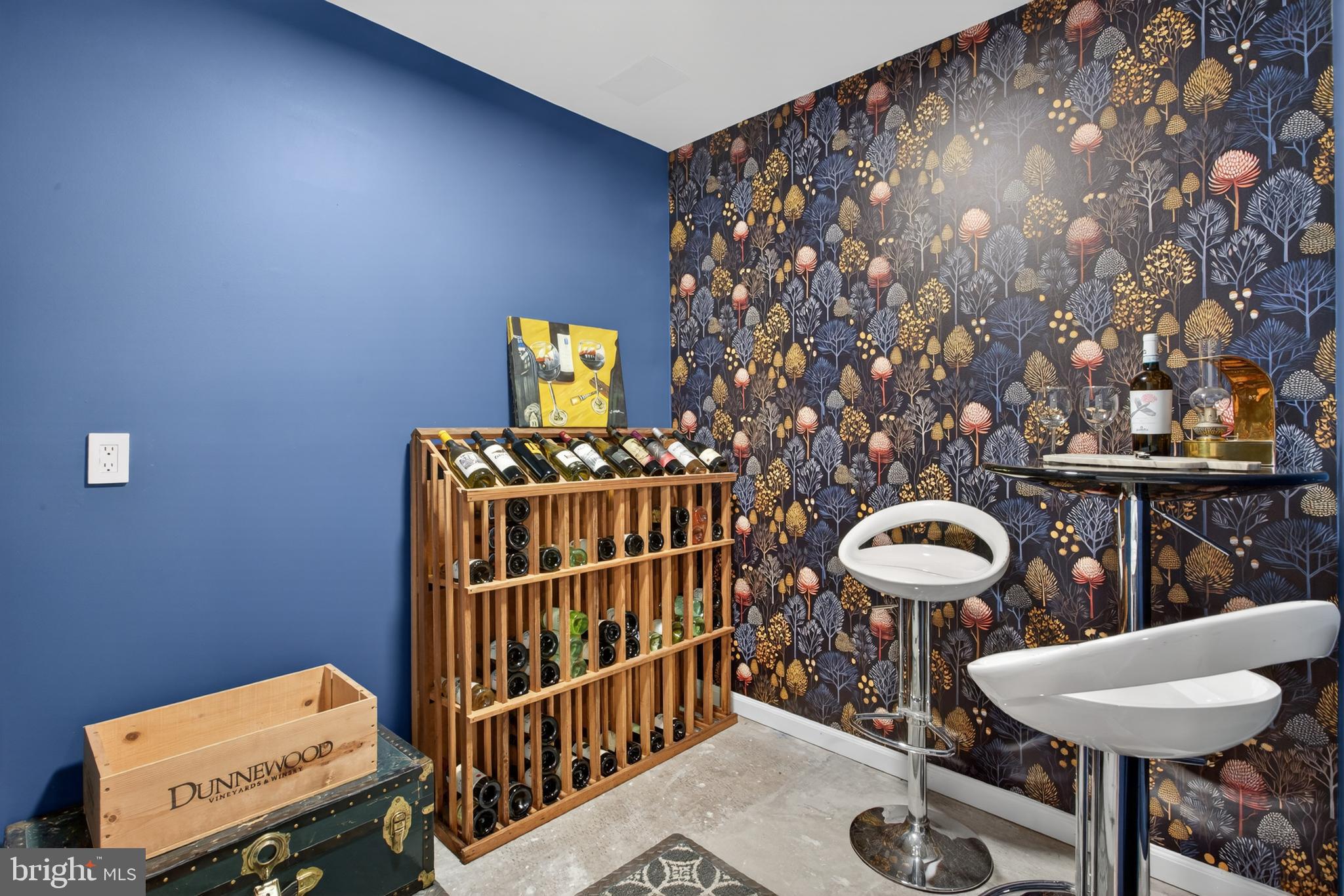 ESWORTHY ESTATES - Residential