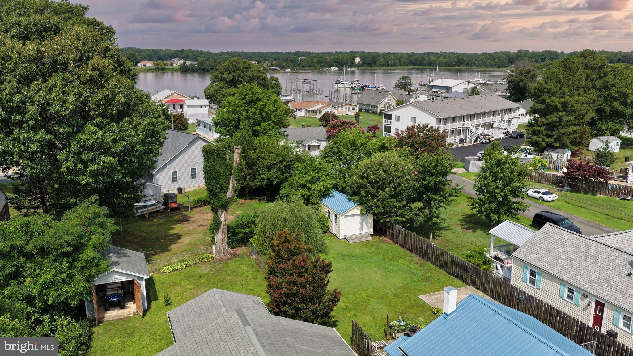 THE POINT - Residential