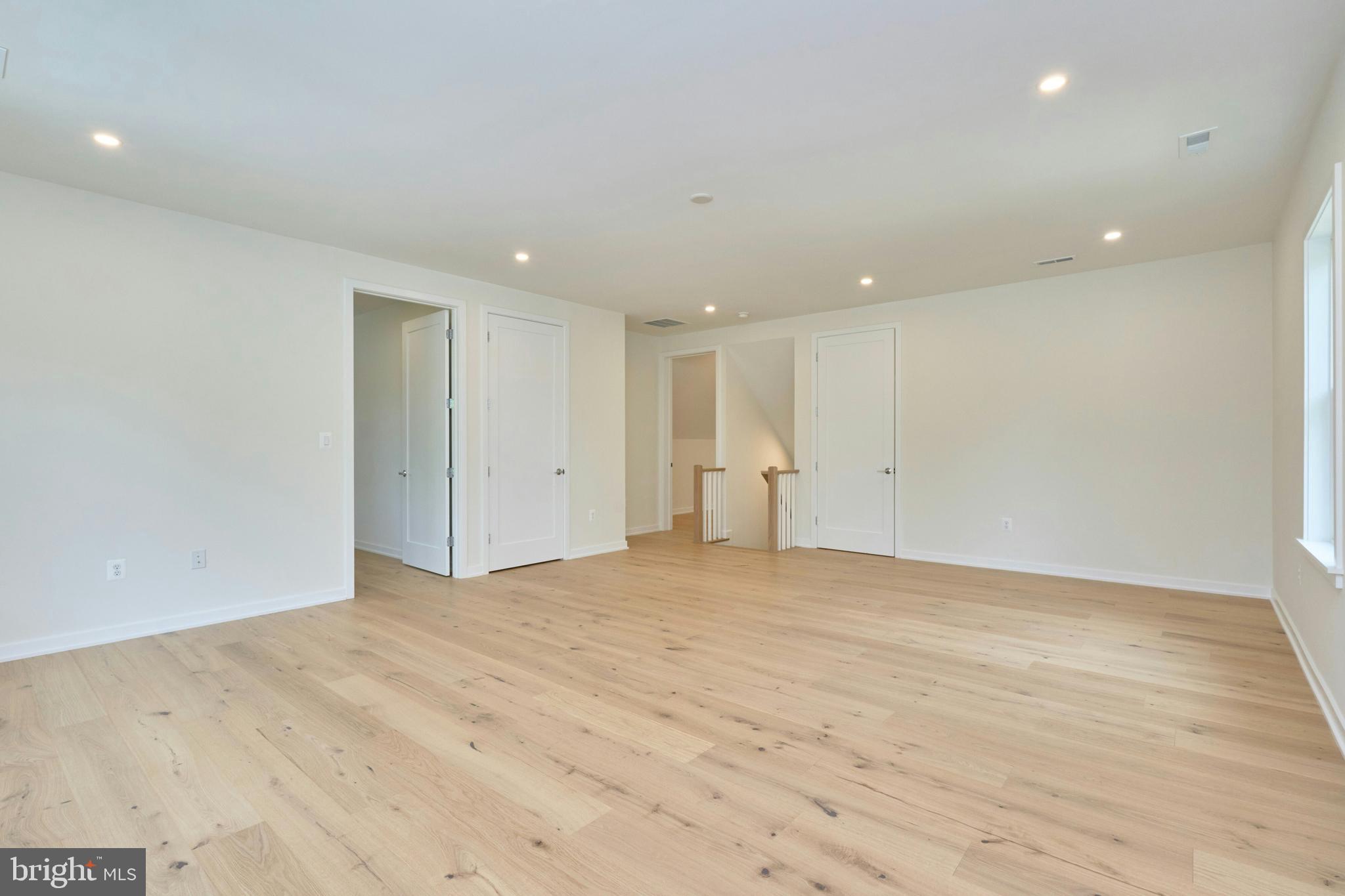 ASHTON HEIGHTS - Residential