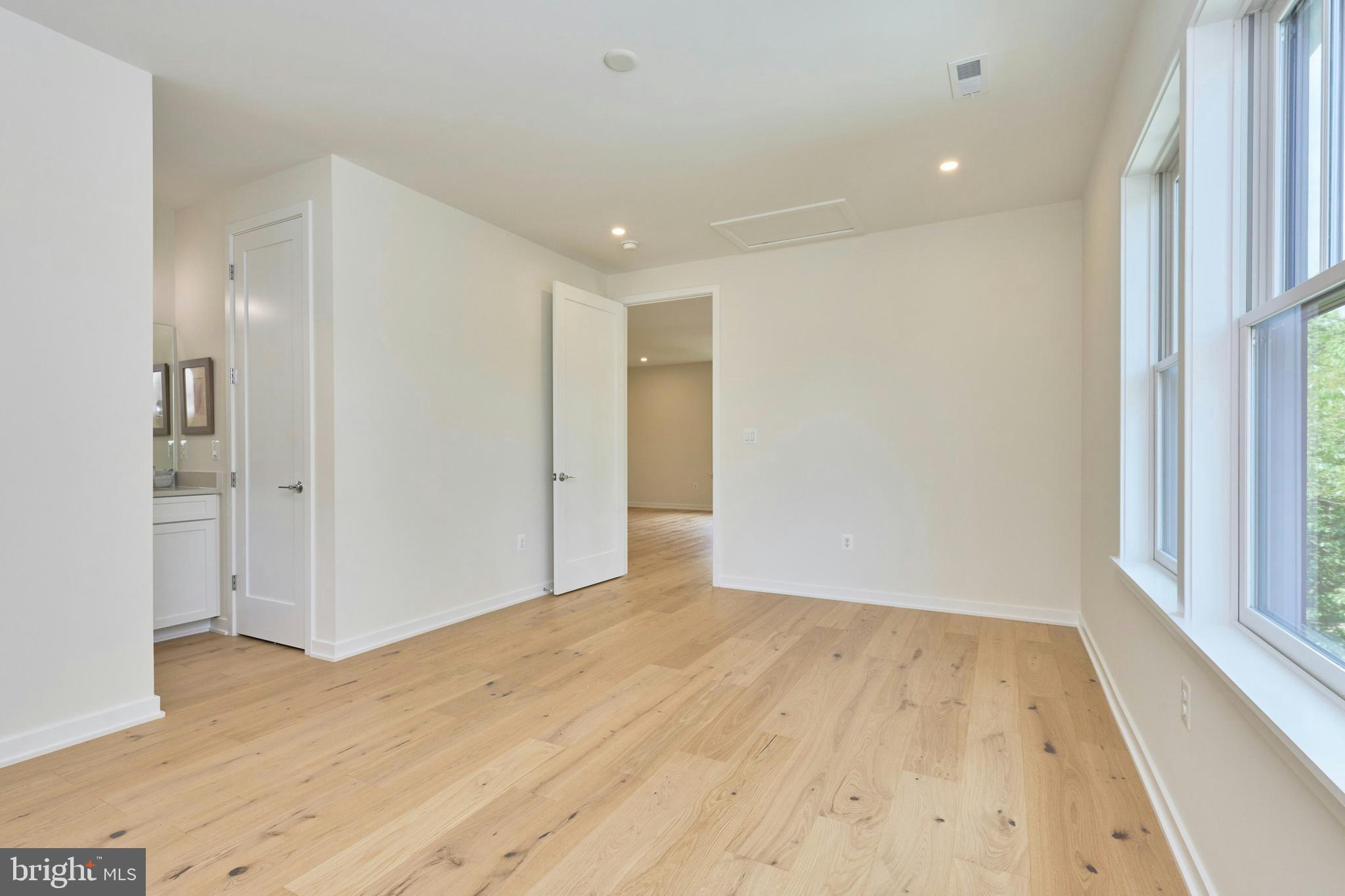 ASHTON HEIGHTS - Residential