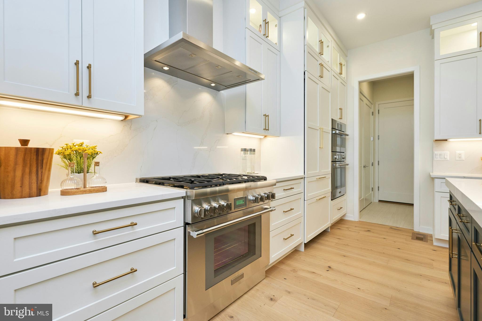 ASHTON HEIGHTS - Residential
