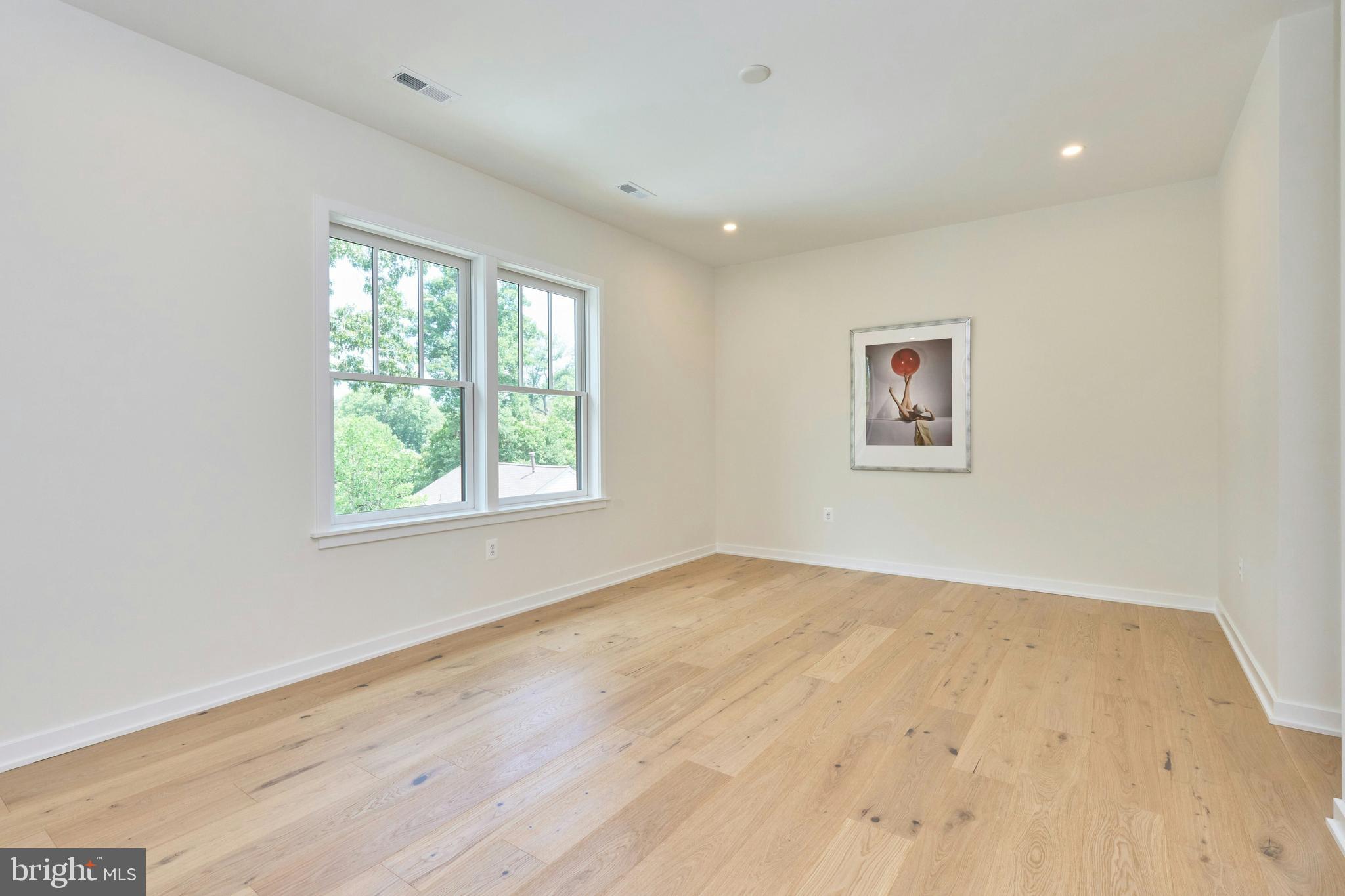 ASHTON HEIGHTS - Residential