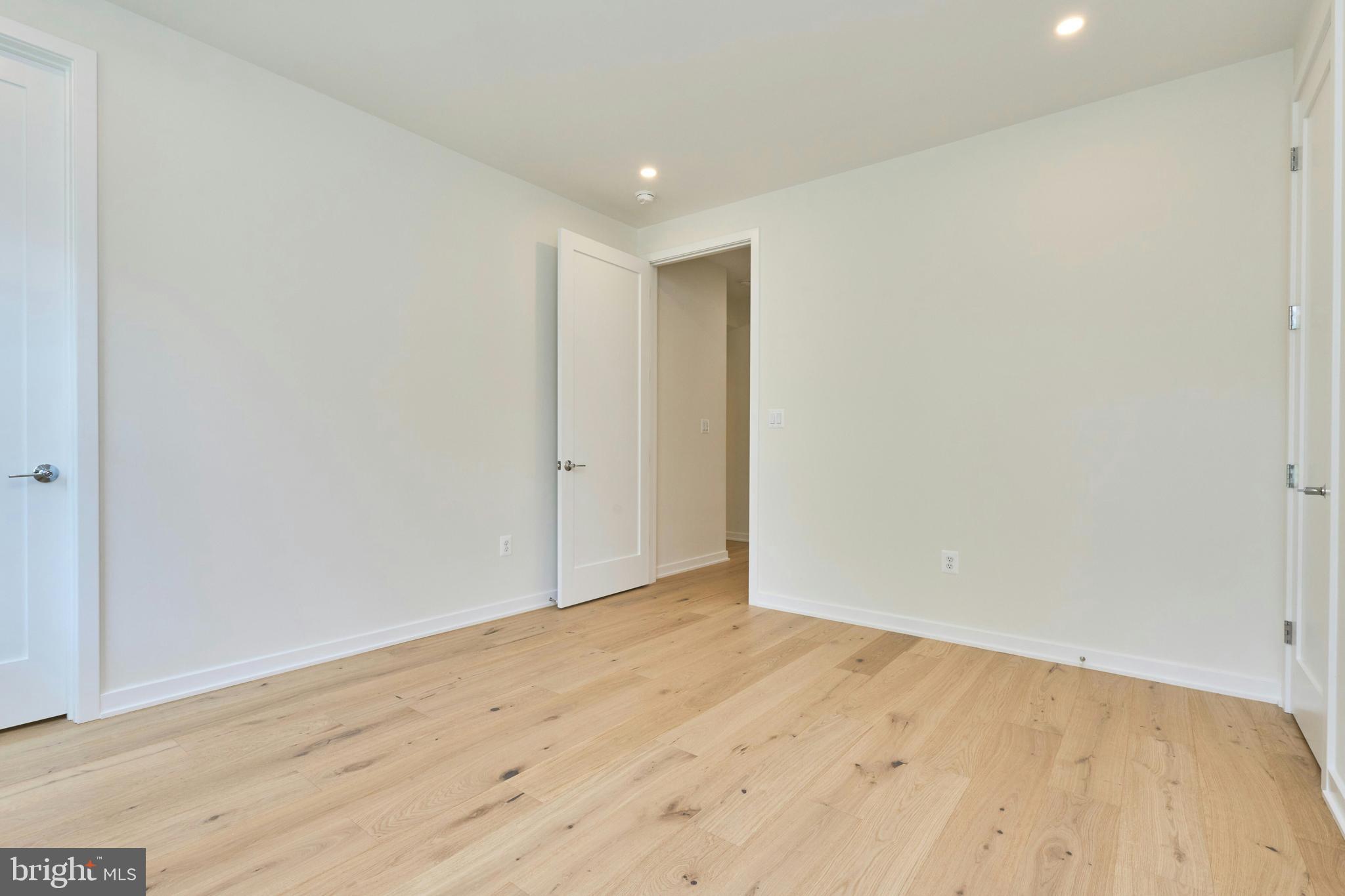 ASHTON HEIGHTS - Residential
