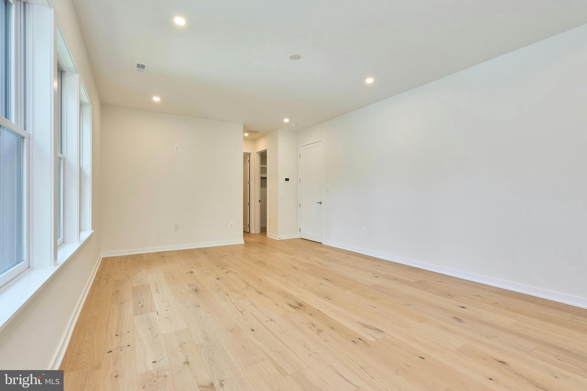 ASHTON HEIGHTS - Residential