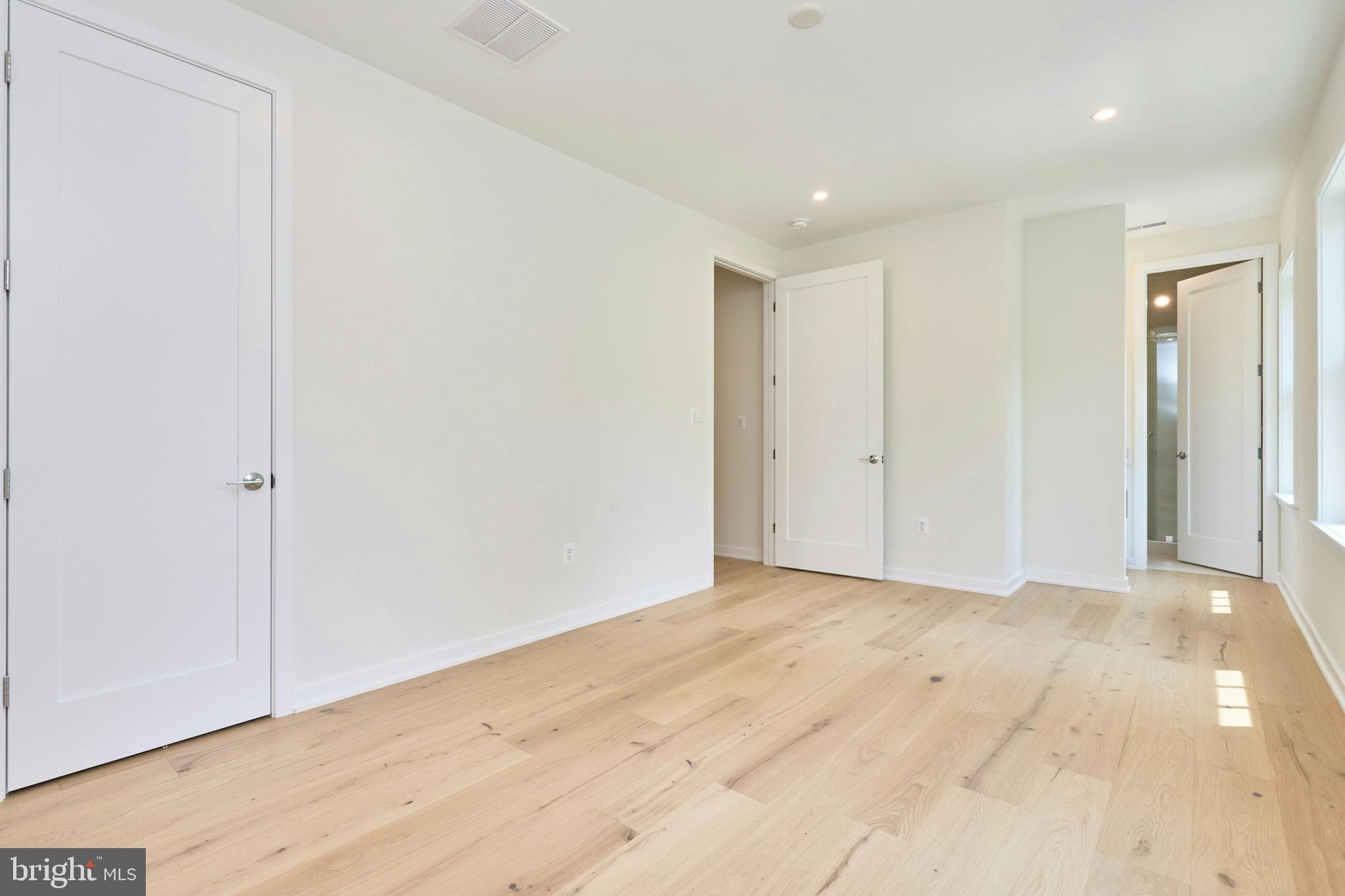 ASHTON HEIGHTS - Residential