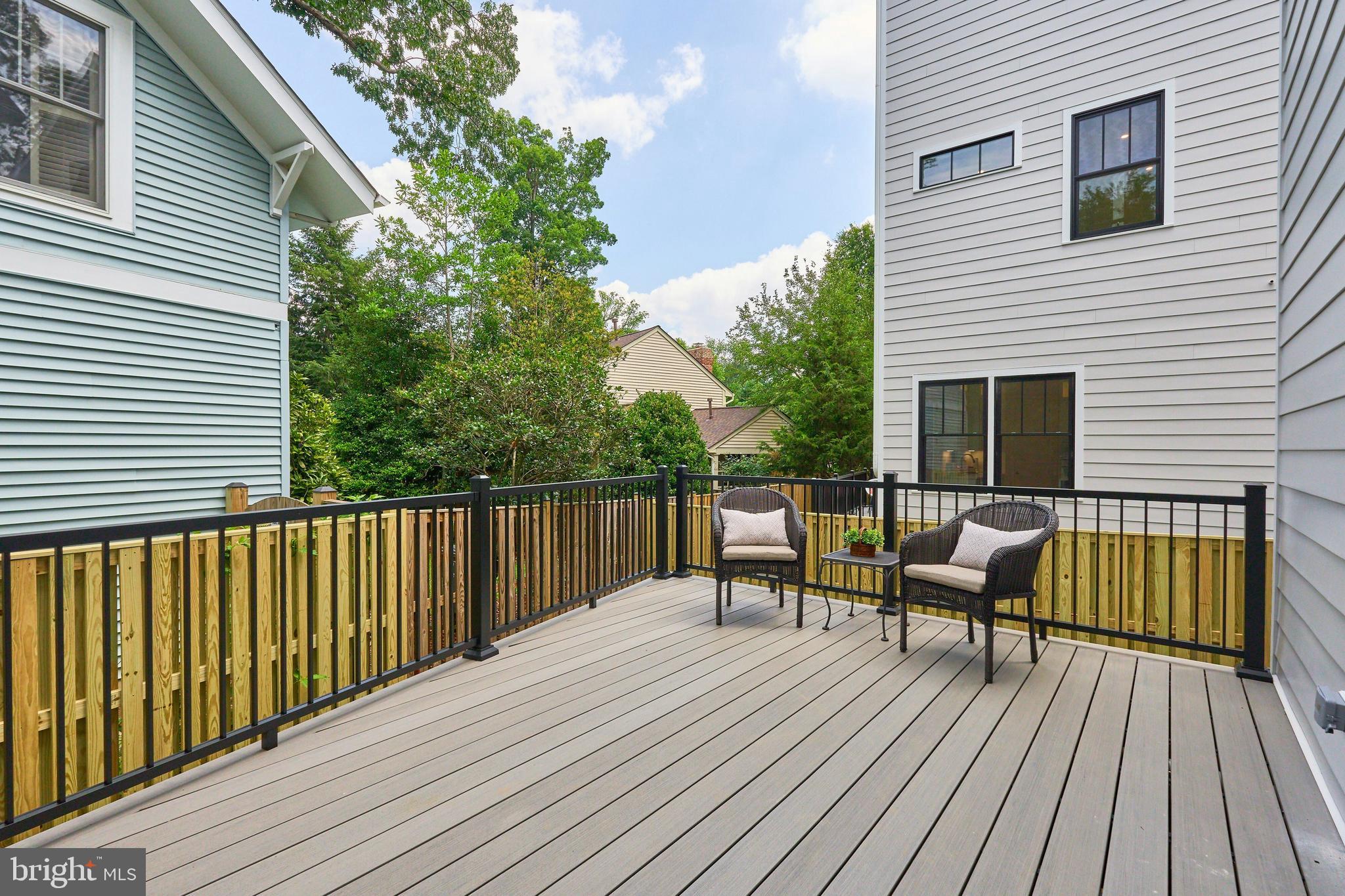 ASHTON HEIGHTS - Residential