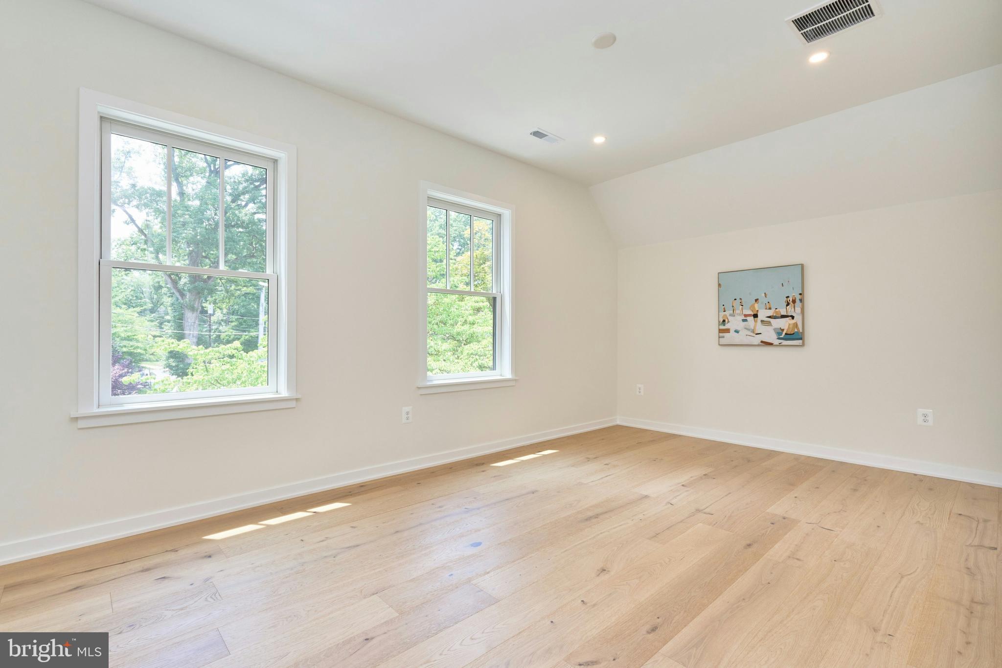 ASHTON HEIGHTS - Residential