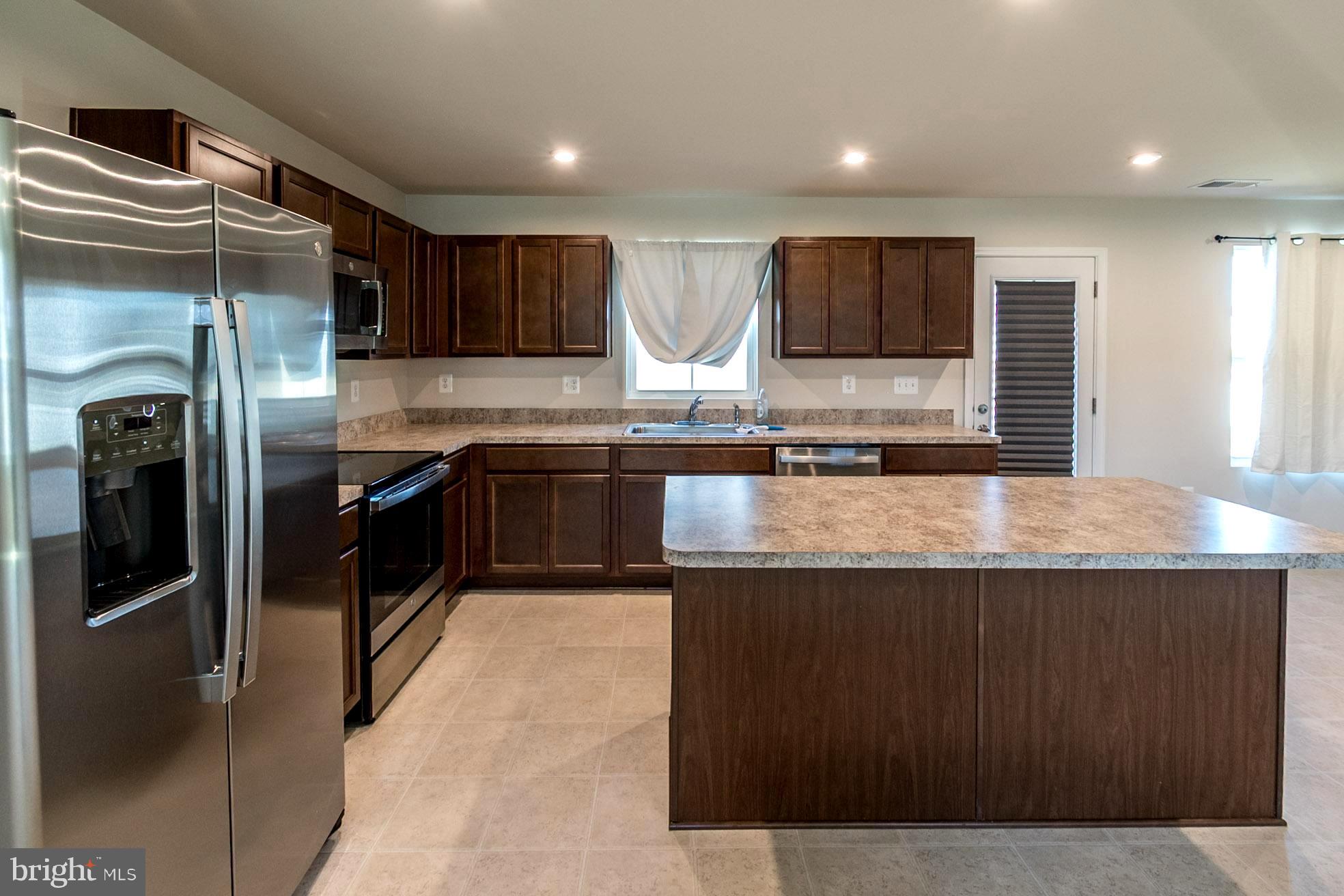 SOUTH BROOK - Residential Lease