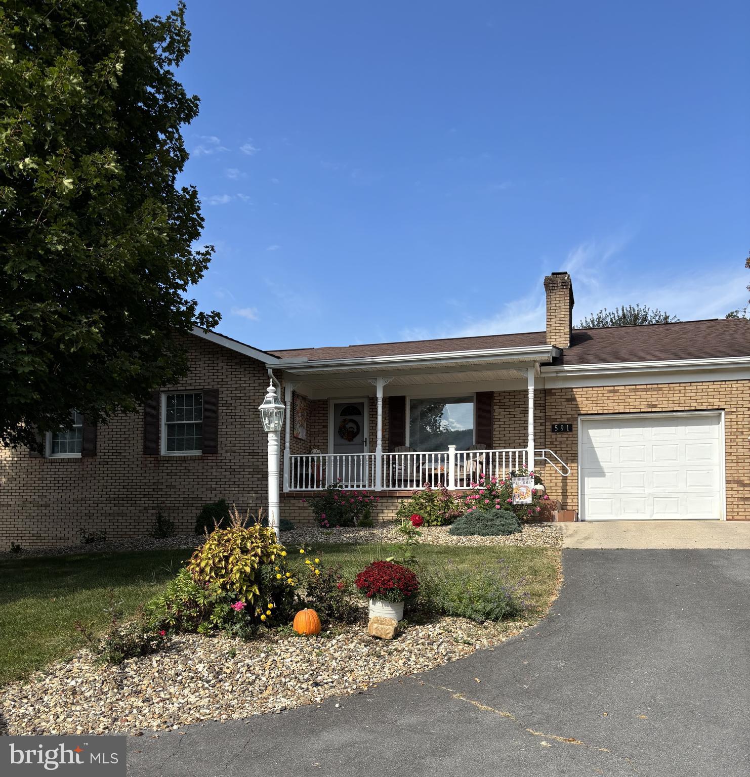 Spacious 3 Bed, 3 Bath Brick home located in Franklin on 1.89 acres. This home has beautiful wood flooring, Large kitchen with ample storage, solid wood cabinetry. Primary Suite has walk-in closet and en-suite.  LP Furnace, Heat Pump and Baseboard Electric. Full finished basement with large laundry room.  Enclosed Porch and Carport that doubles as a Patio in the warmer months. Public water & Sewer. Detached 1 car garage, Camper Shed and Barn.