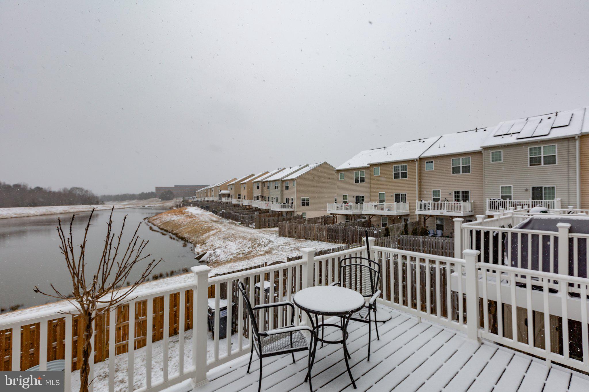 LAKESIDE - Residential