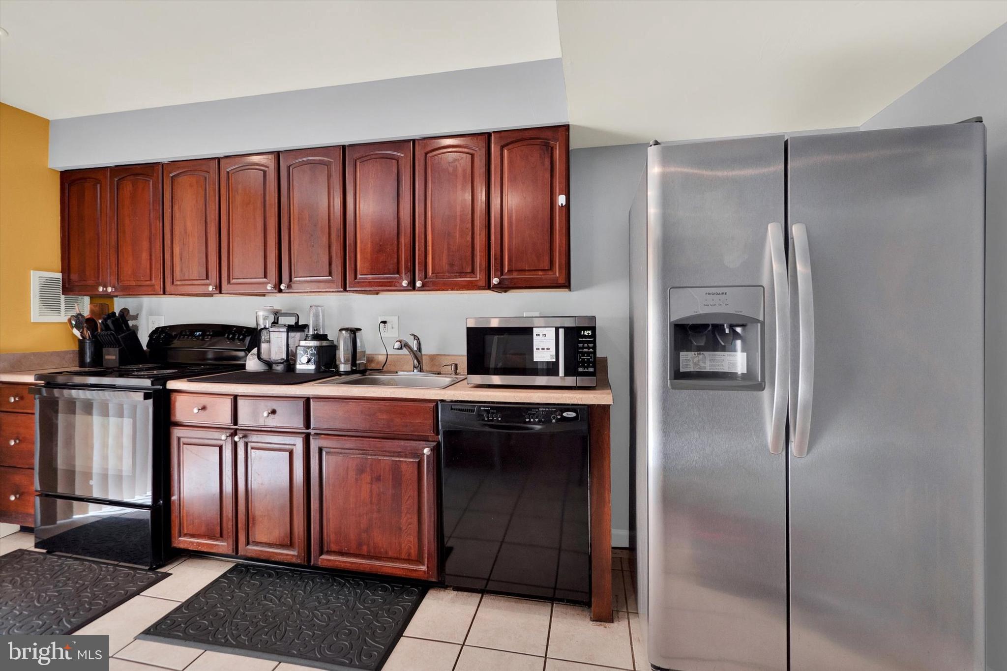 FREDERICK HEIGHTS - Residential