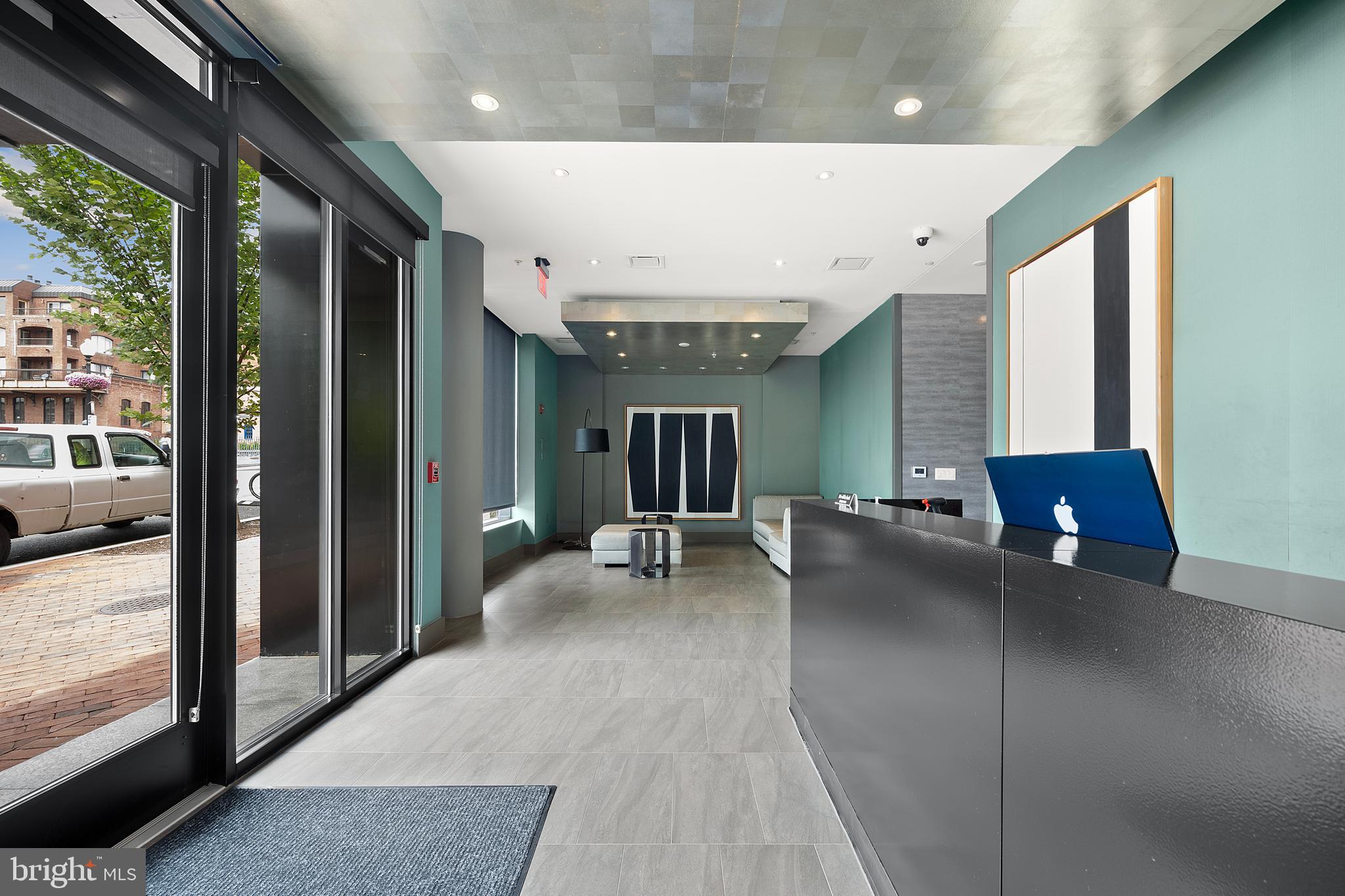 GEORGETOWN - Residential