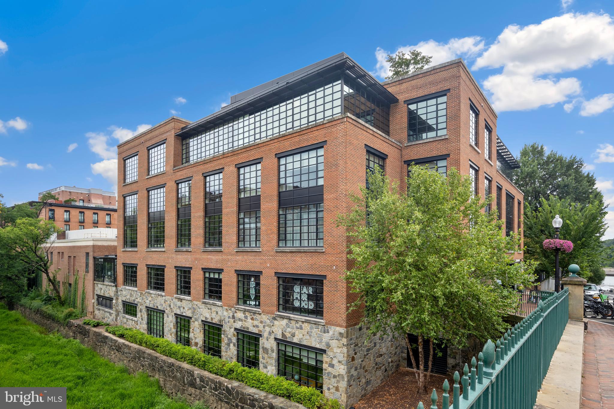 GEORGETOWN - Residential