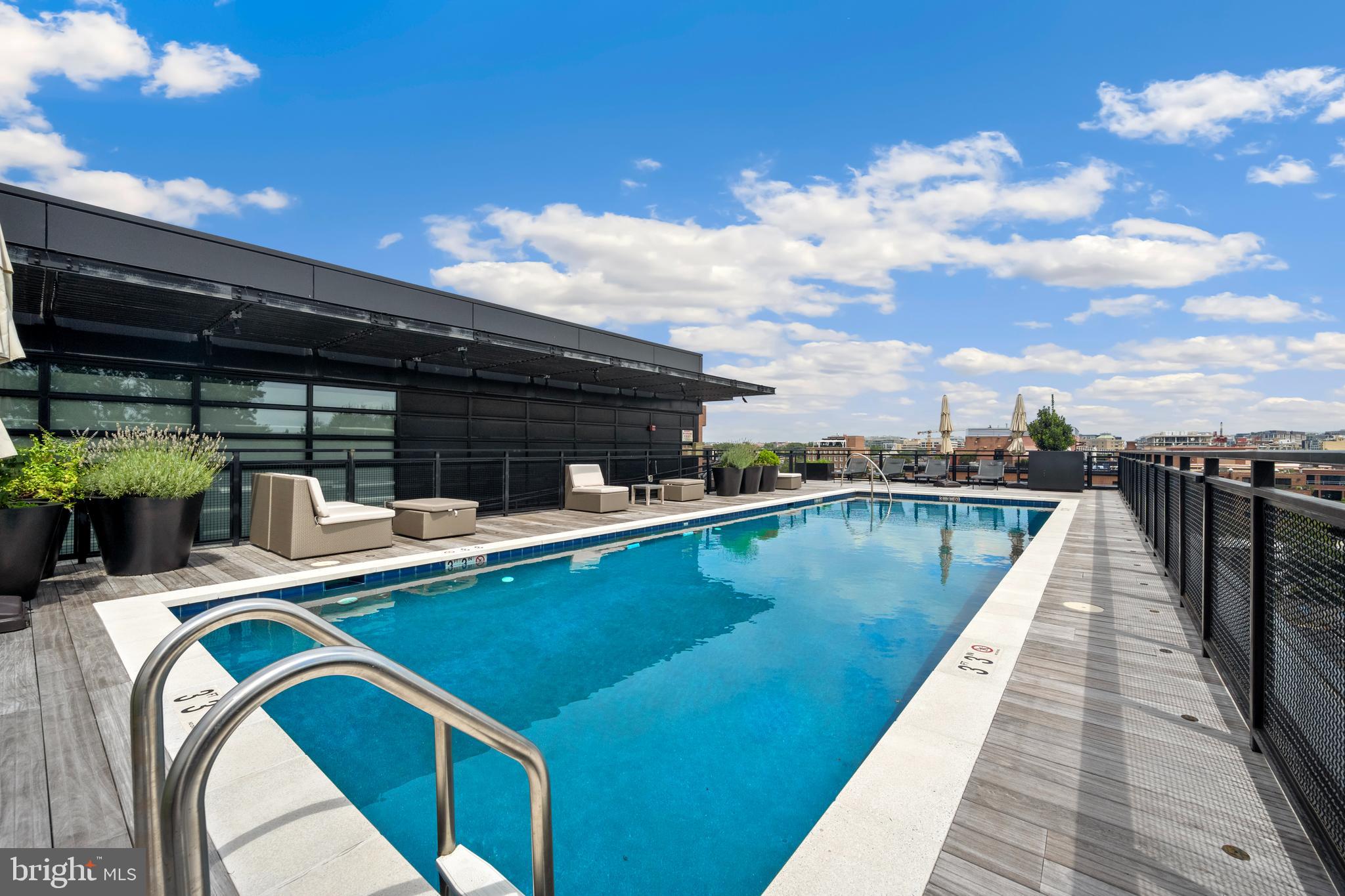 GEORGETOWN - Residential