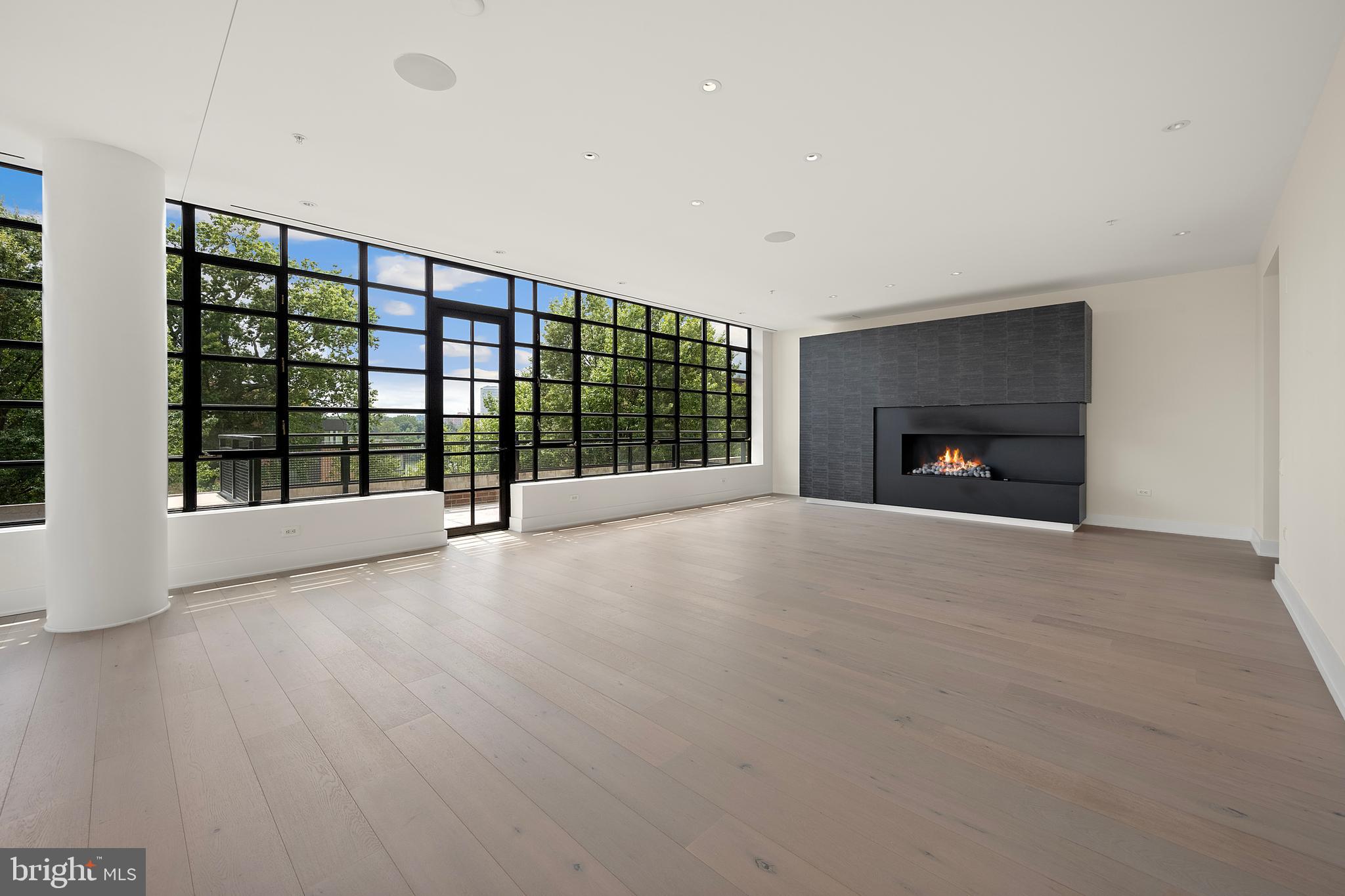 GEORGETOWN - Residential