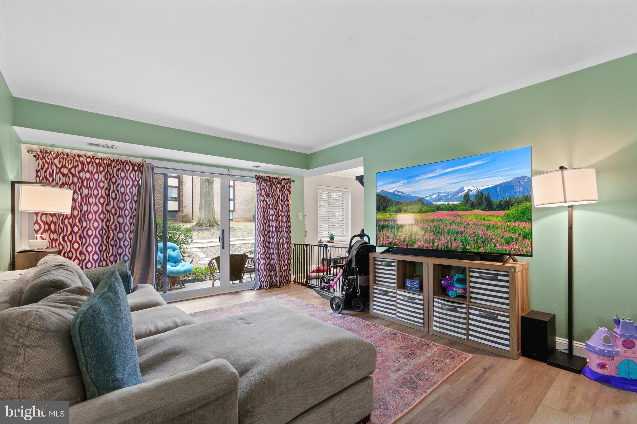 HAWTHORNE VILLAGE - Residential