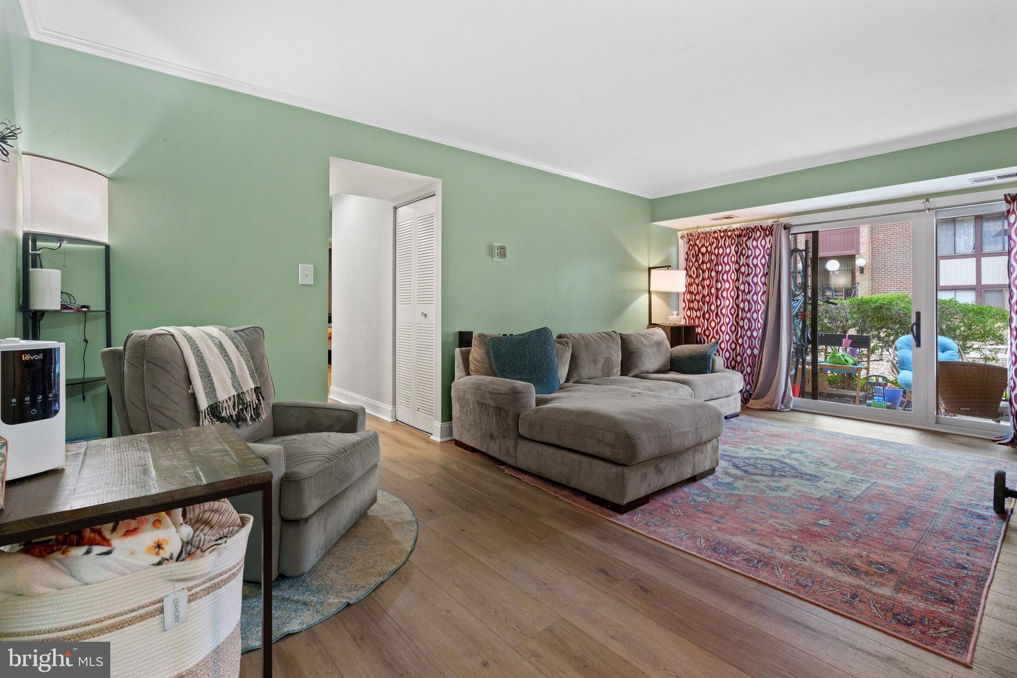 HAWTHORNE VILLAGE - Residential