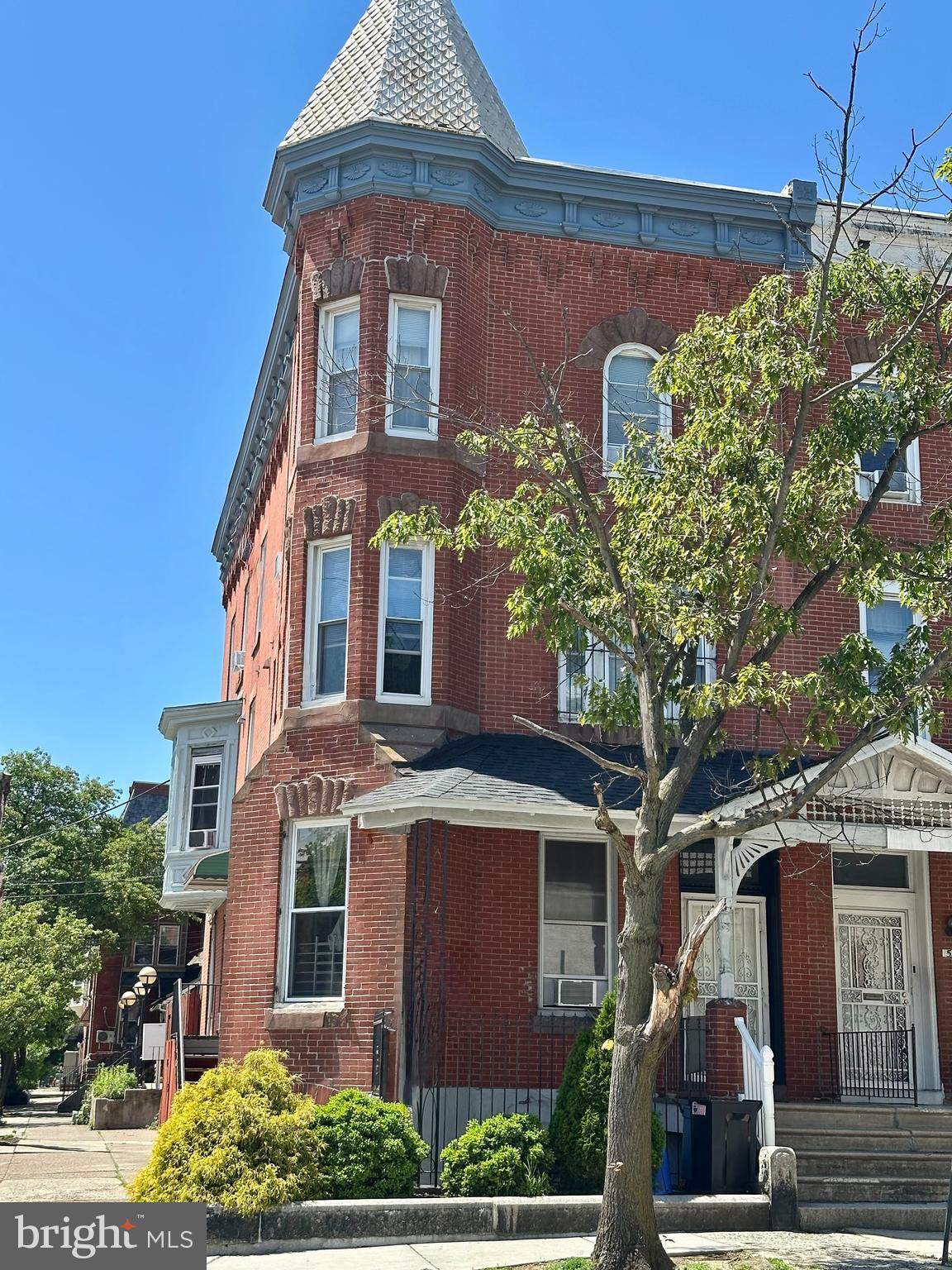 POWELTON VILLAGE - Residential Income