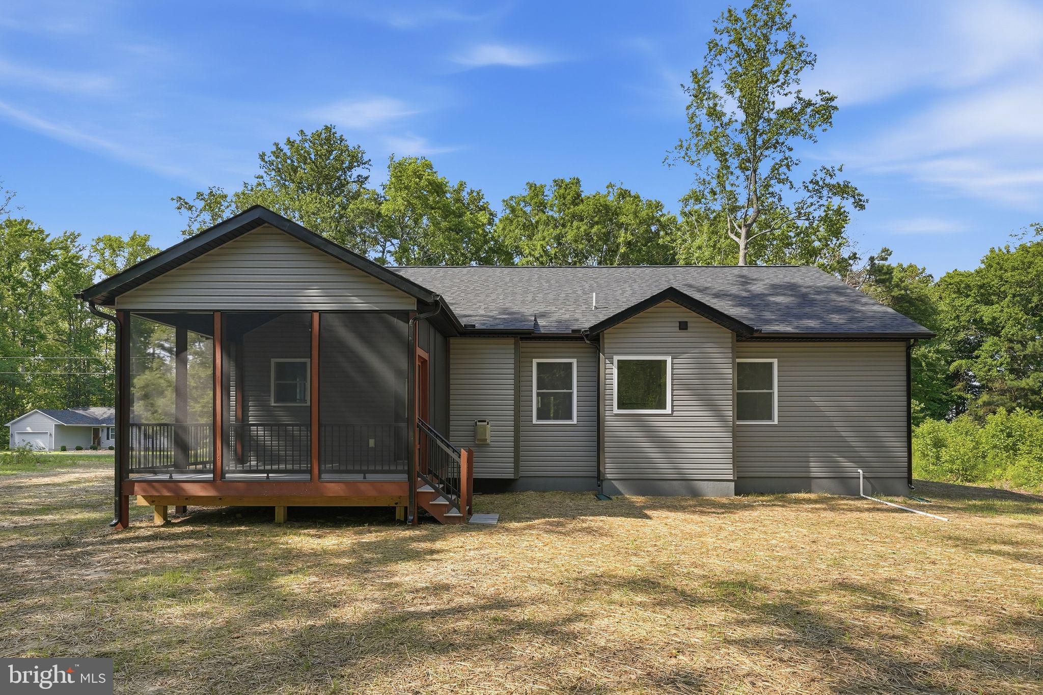 CABIN POINT / GLEBE HARBOR - Residential