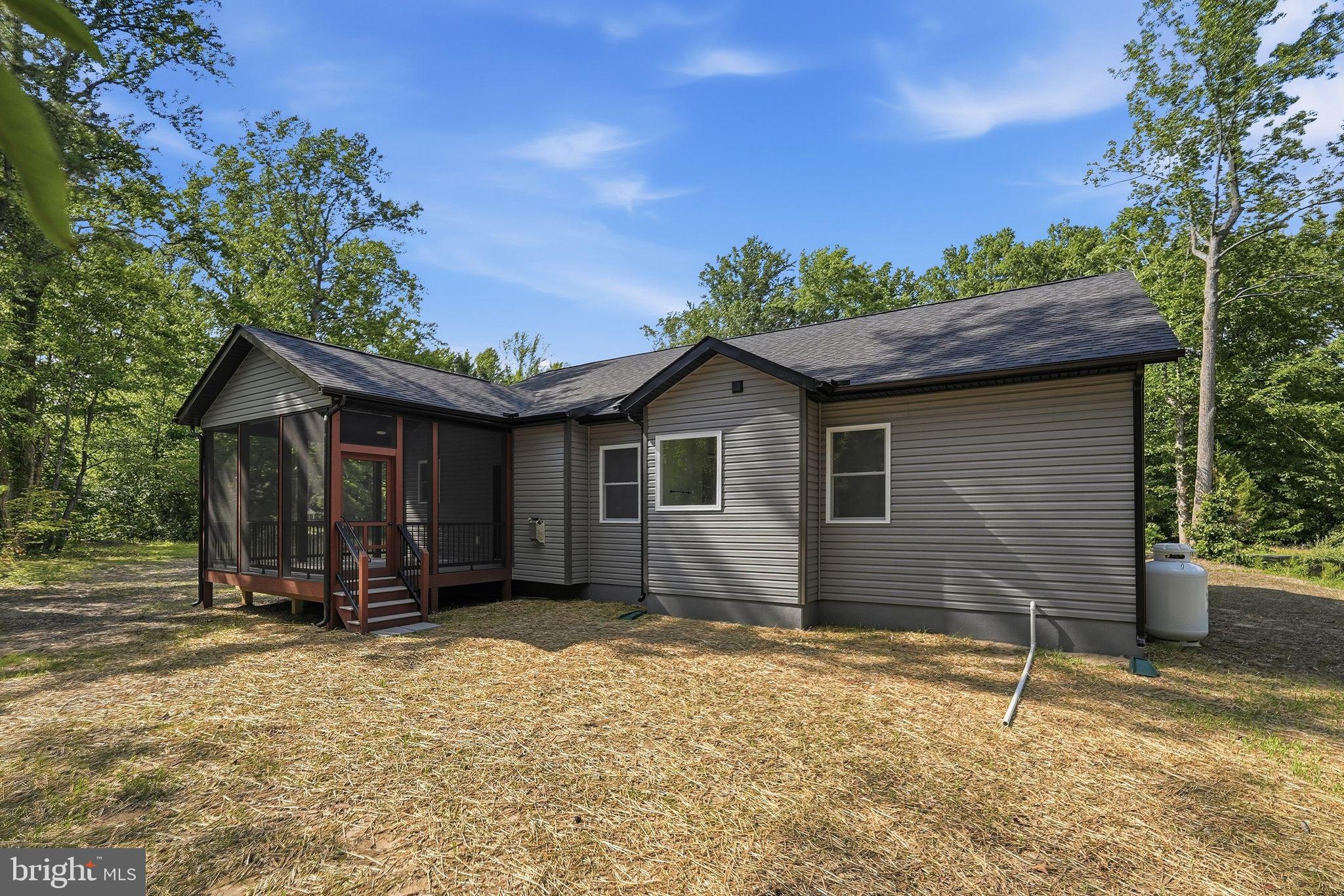 CABIN POINT / GLEBE HARBOR - Residential