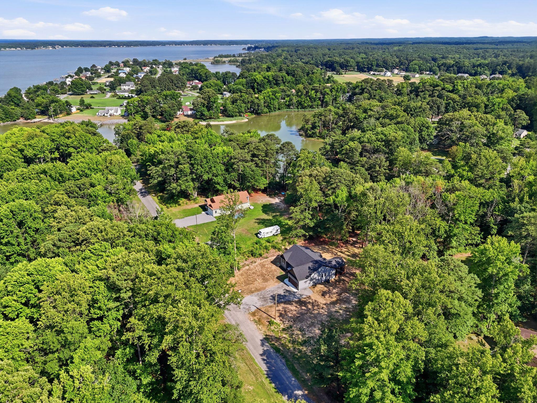 CABIN POINT / GLEBE HARBOR - Residential