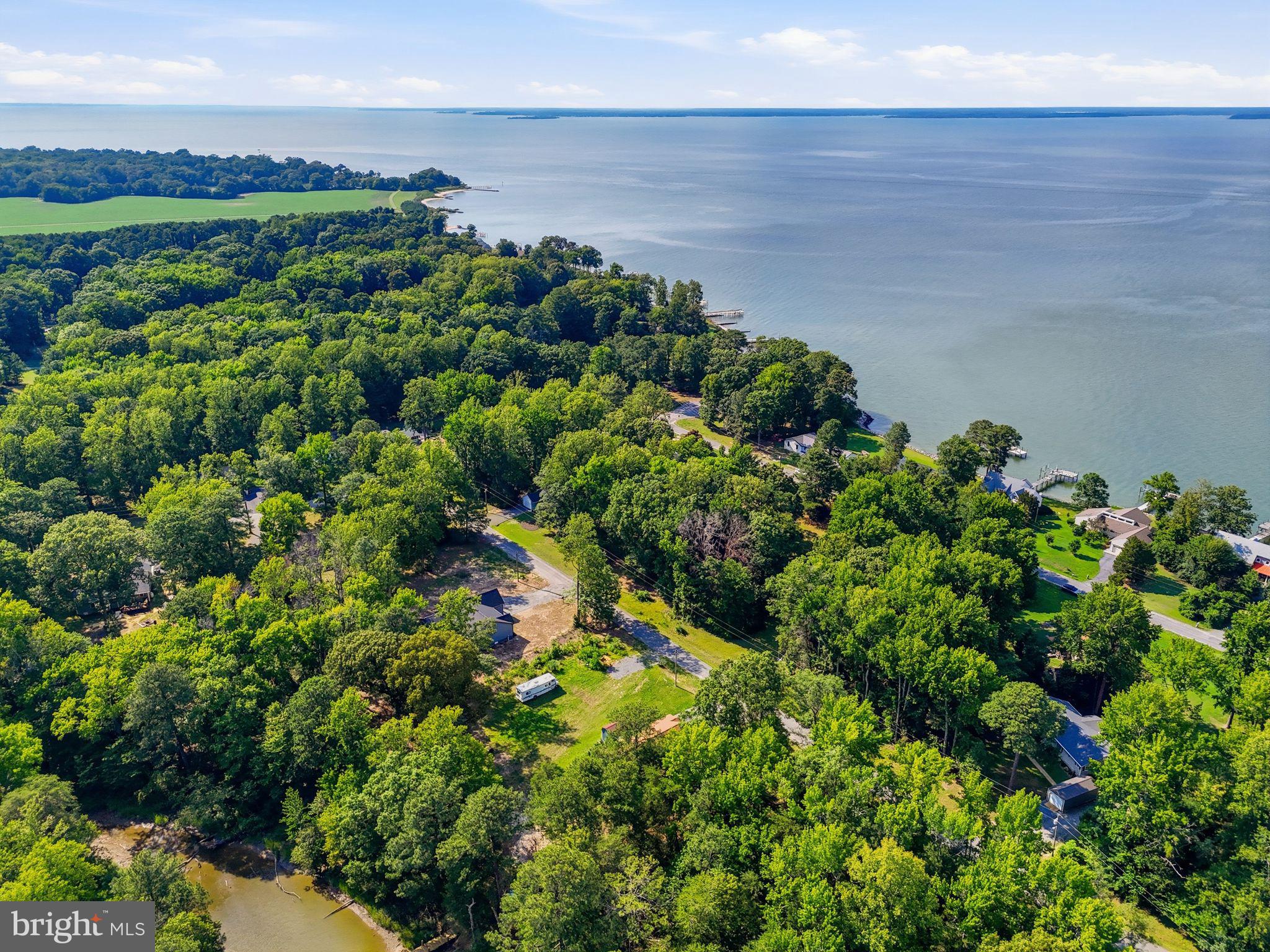 CABIN POINT / GLEBE HARBOR - Residential