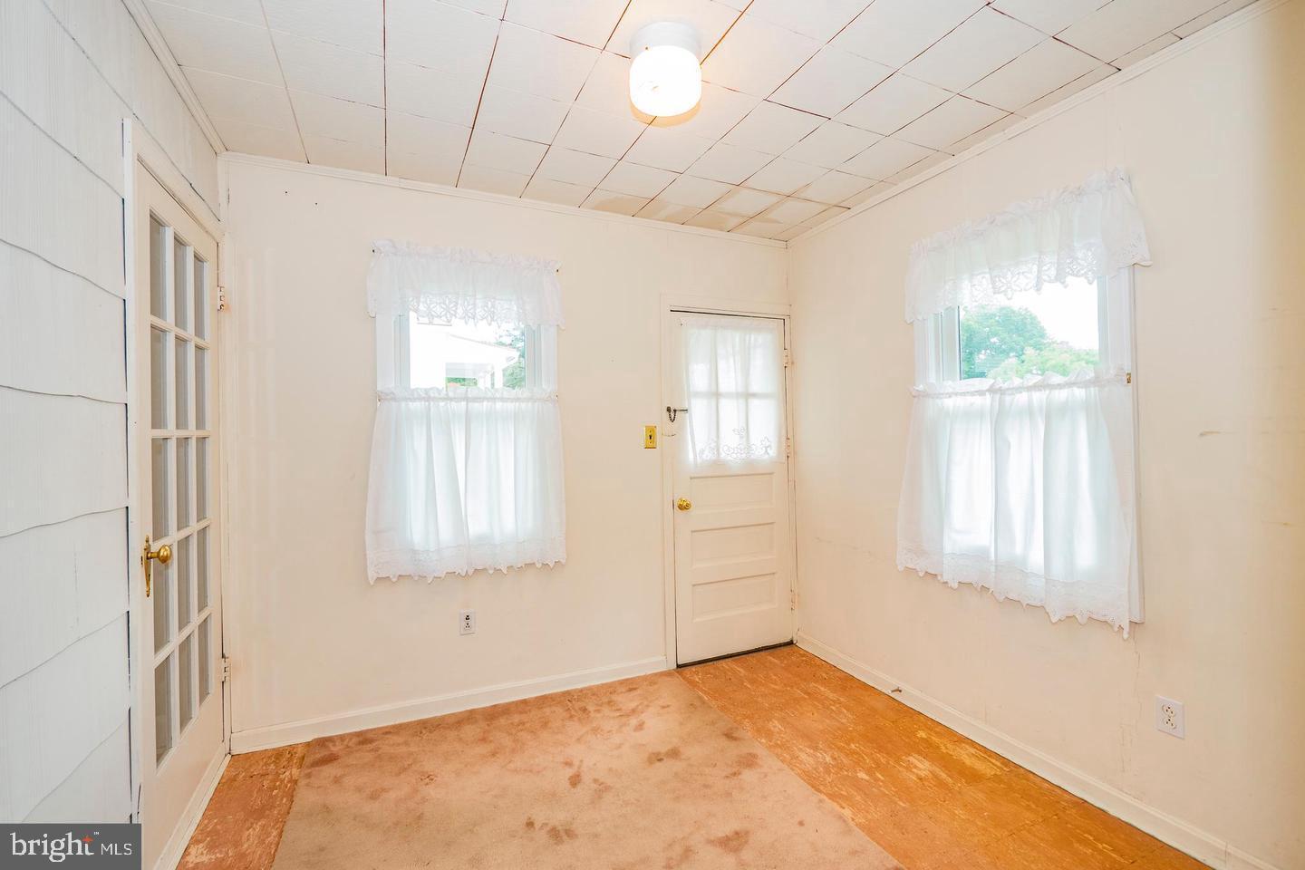TREMONT GARDENS - Residential Lease