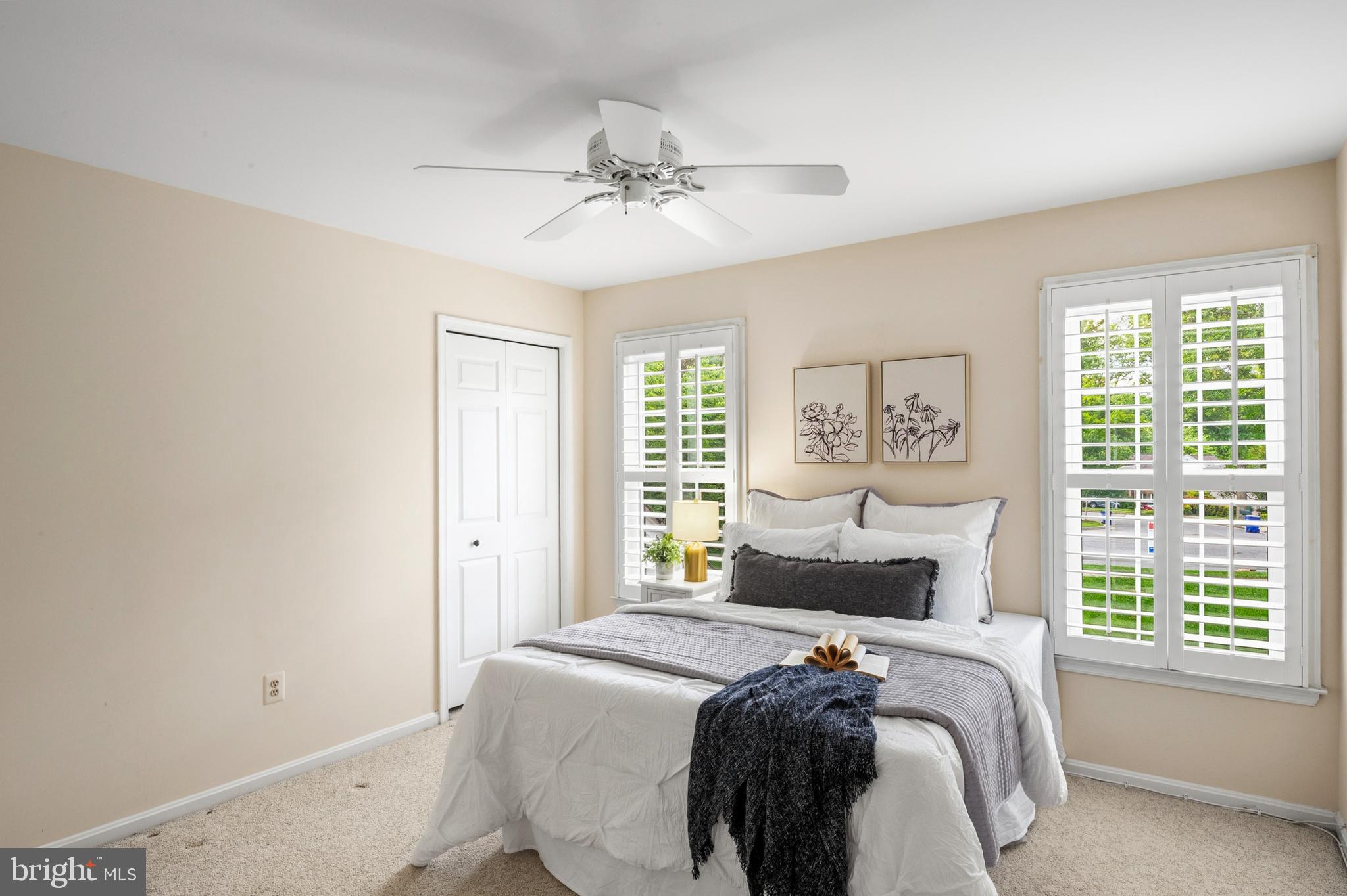 AUTUMN MANOR - Residential