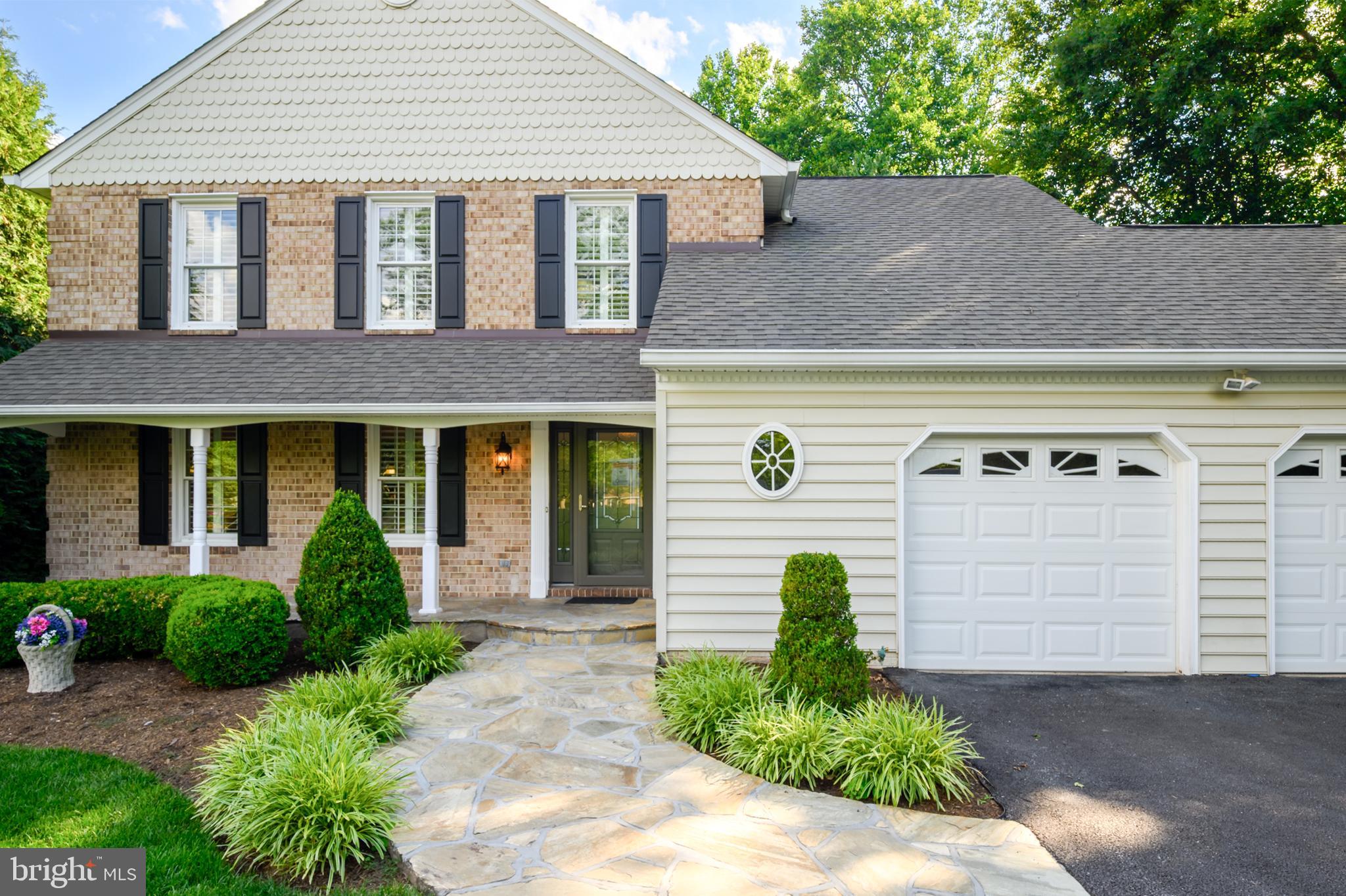 AUTUMN MANOR - Residential