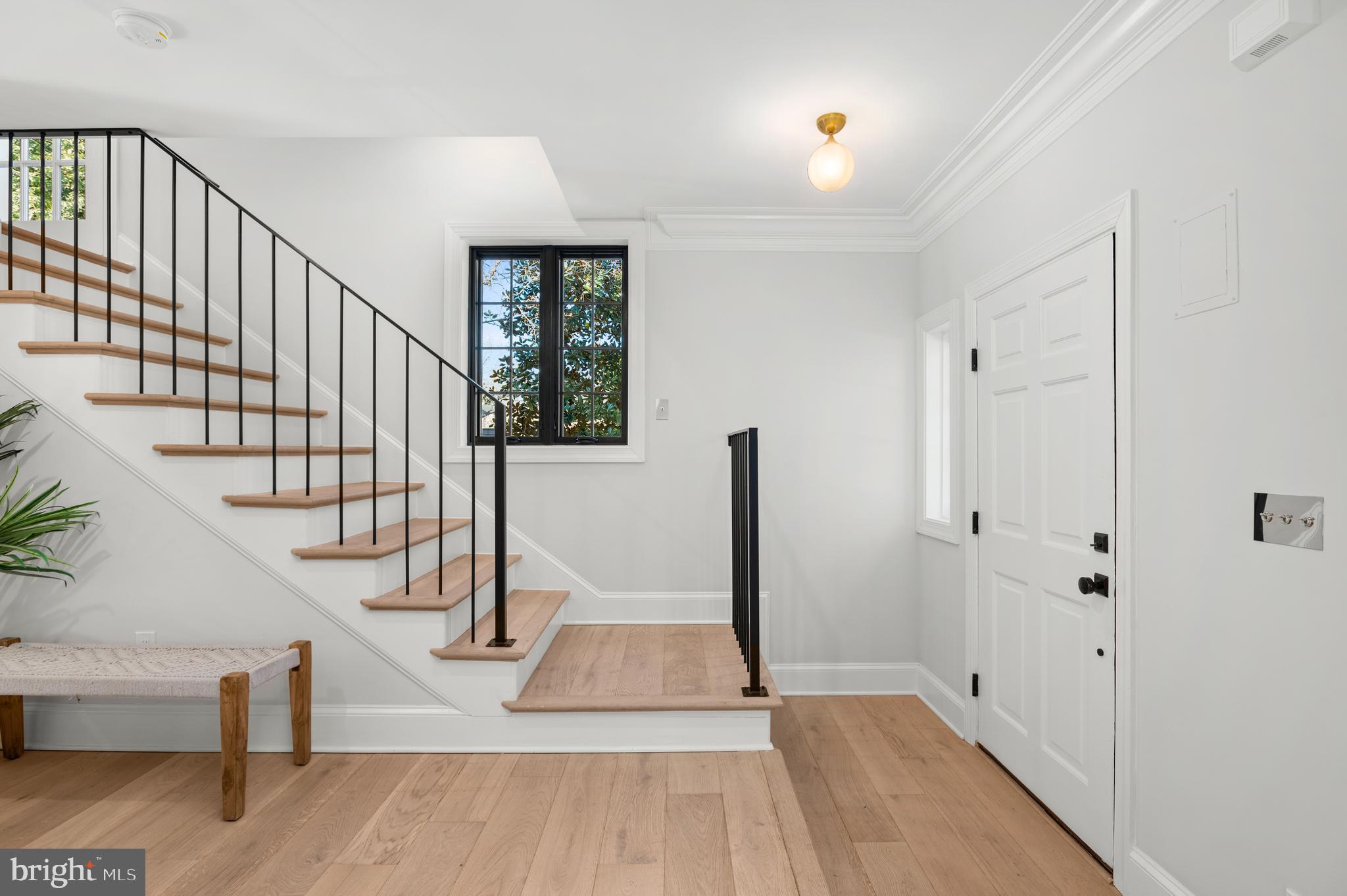 WOODLEY PARK - Residential