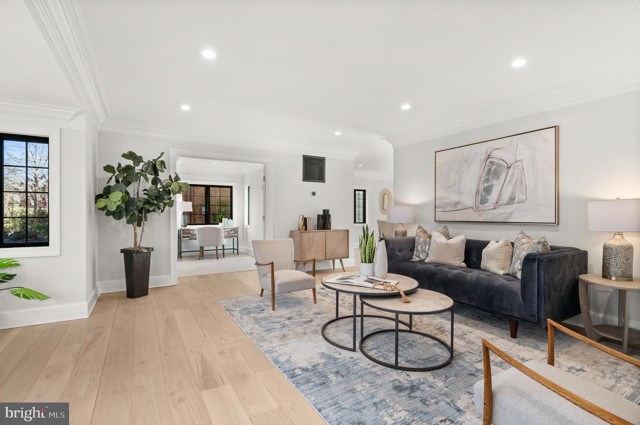 WOODLEY PARK - Residential