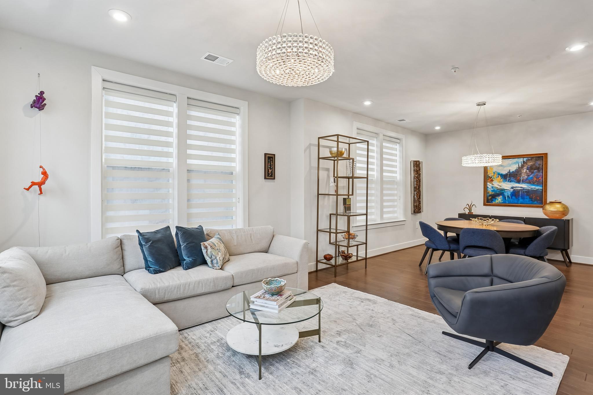 TOWER OAKS - Residential