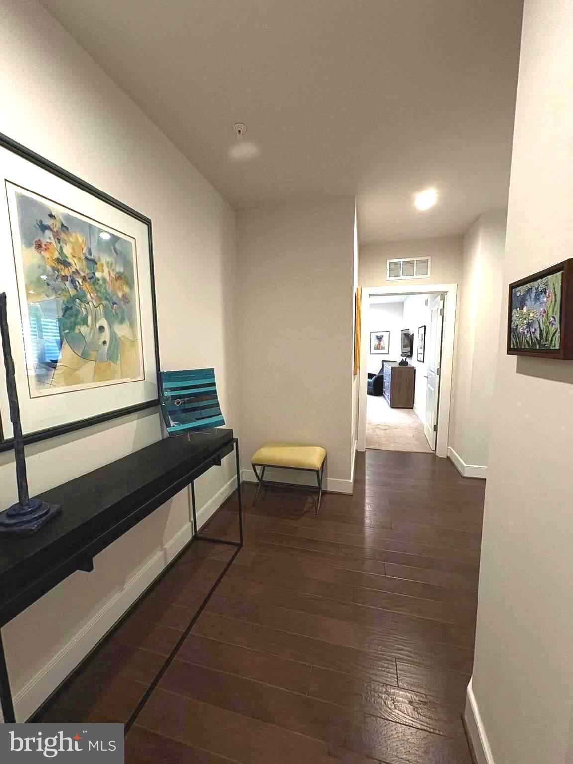 TOWER OAKS - Residential