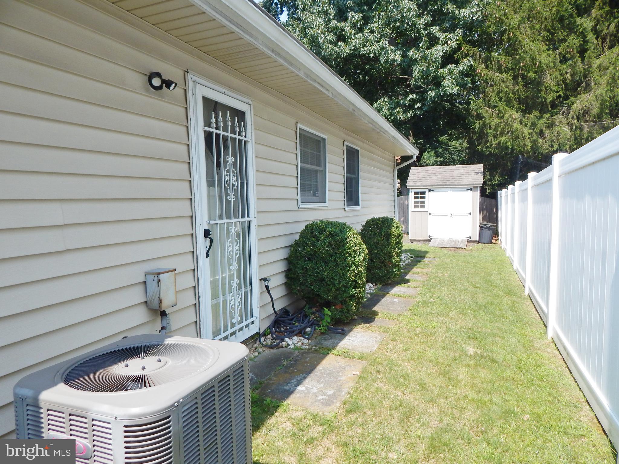ELKINS PARK - Residential