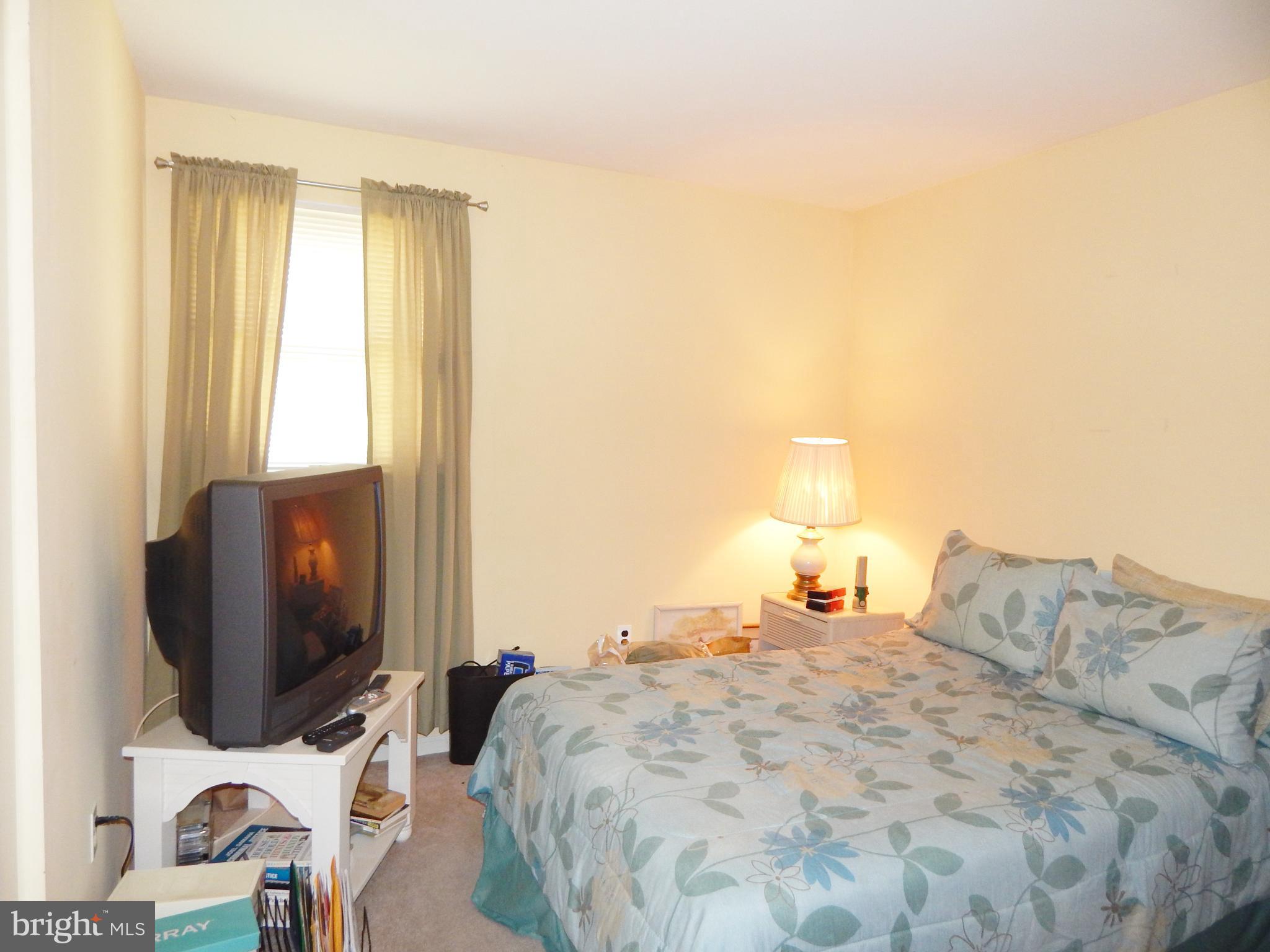 ELKINS PARK - Residential
