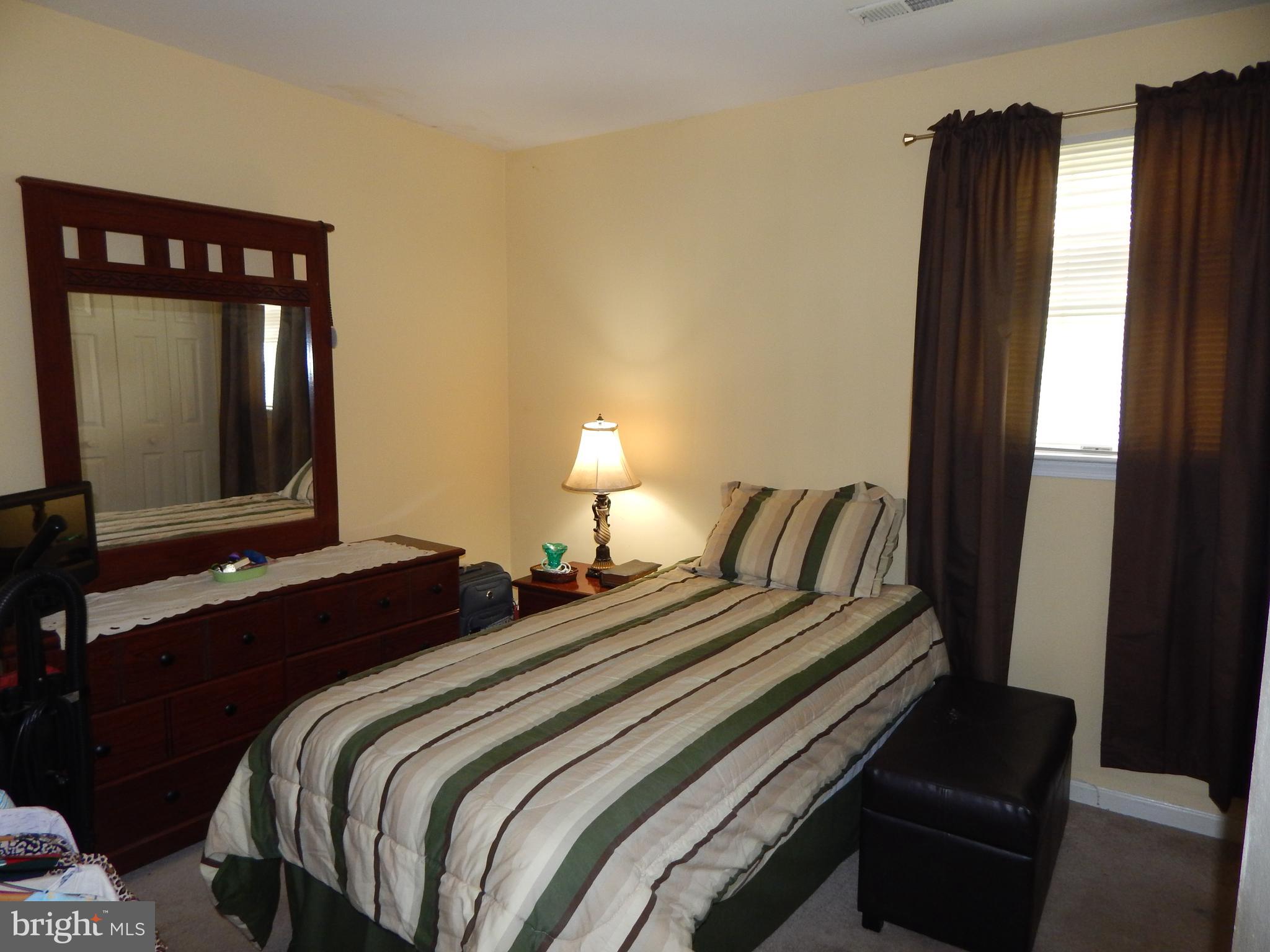 ELKINS PARK - Residential