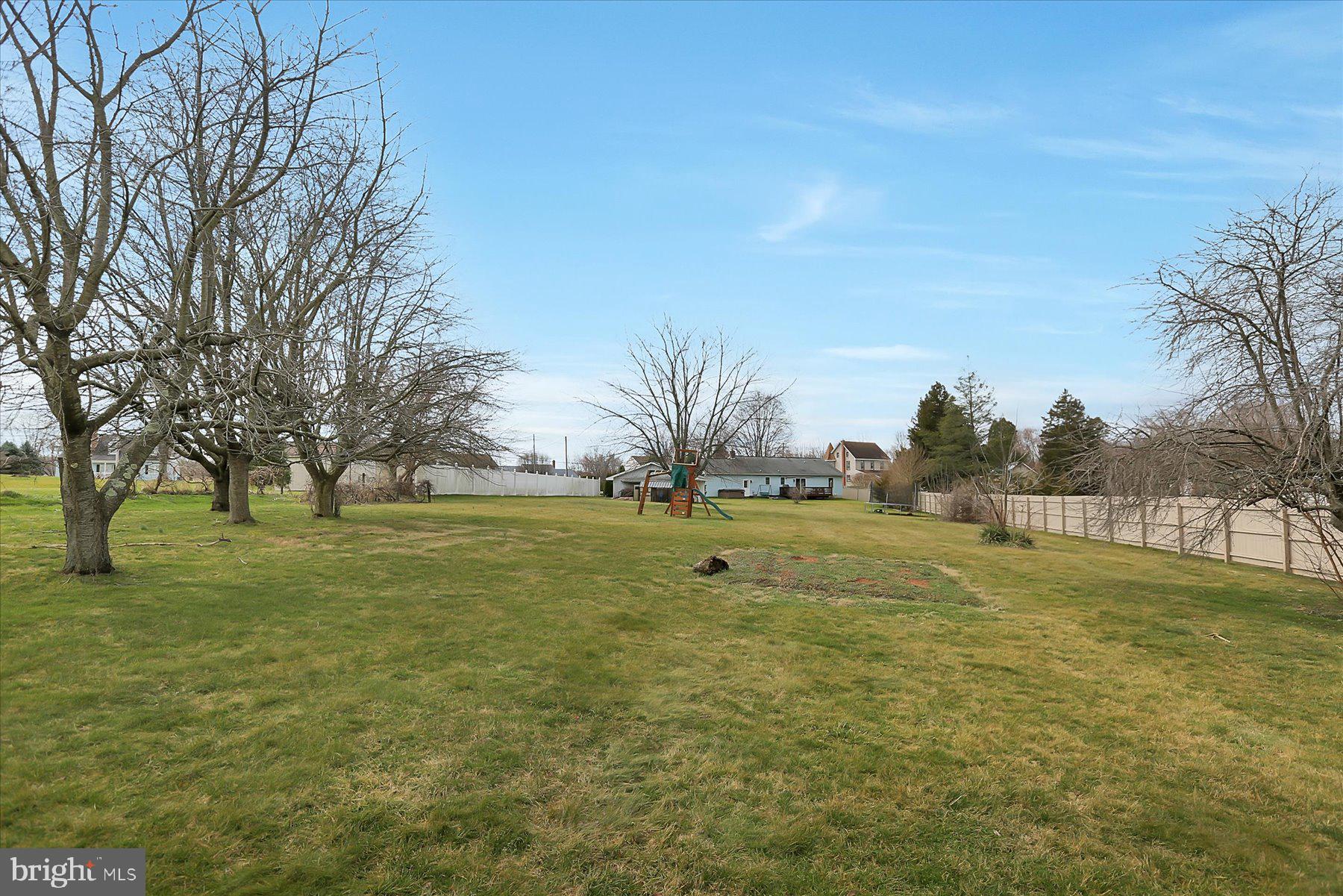CROSSROADS - Residential