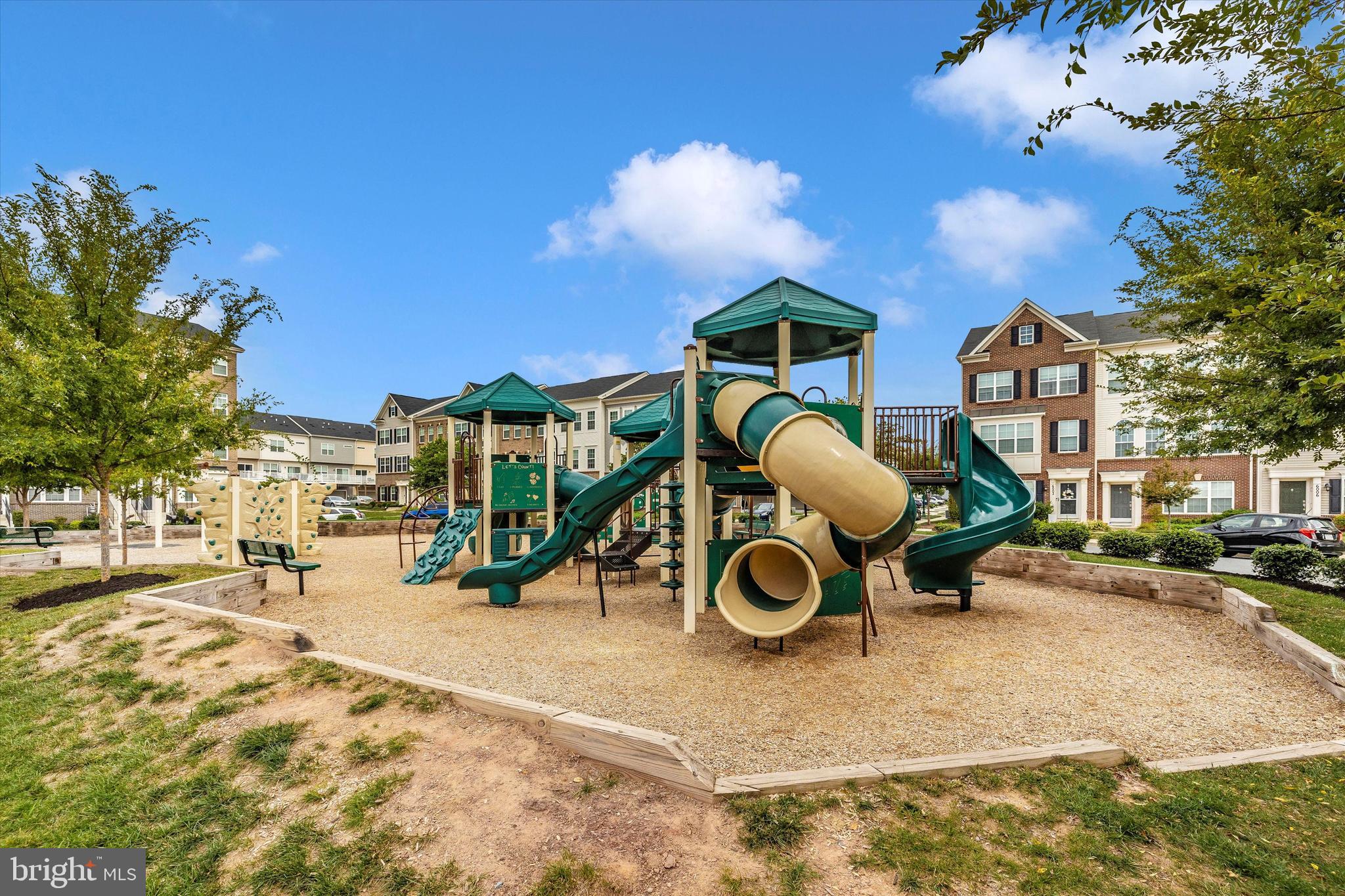 HARRINGTON TERRACE - Residential