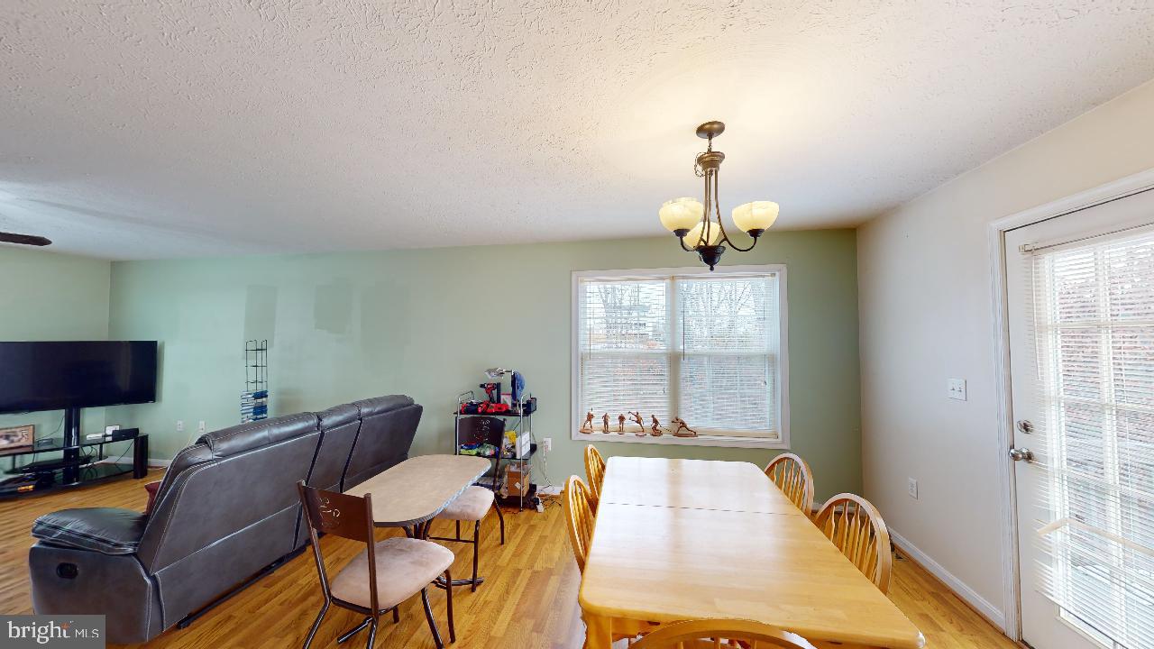 DUNMORE RIDGE - Residential