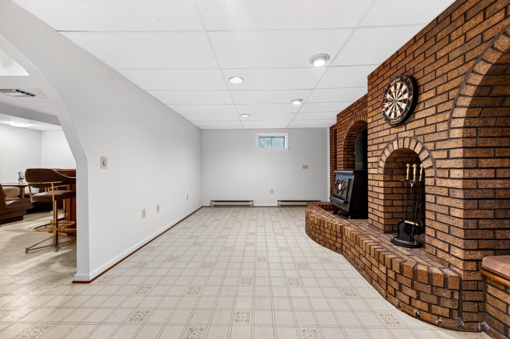 UPPER SENECA CREST - Residential
