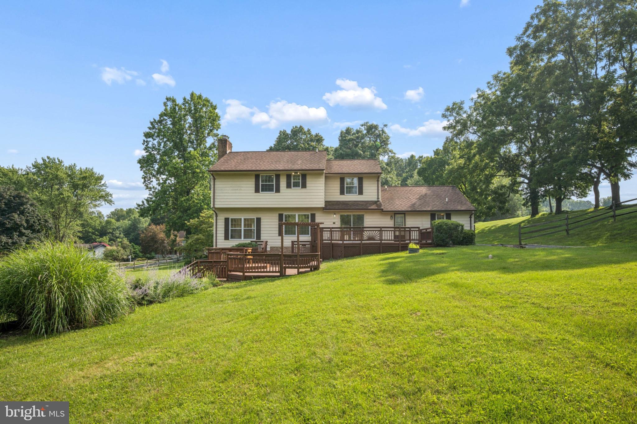 UPPER SENECA CREST - Residential