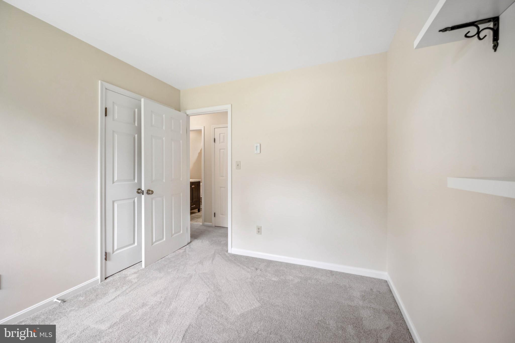 UPPER SENECA CREST - Residential