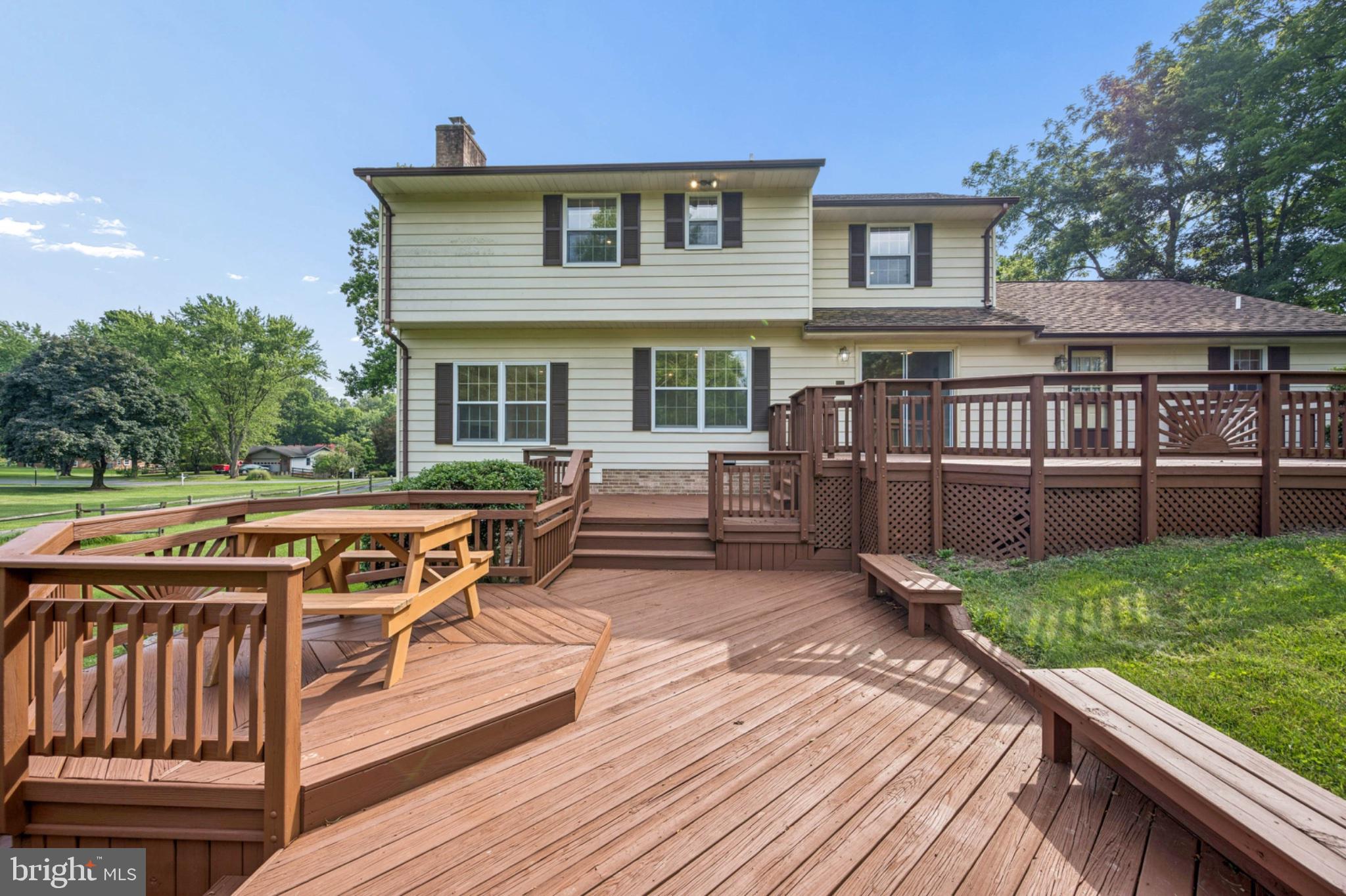UPPER SENECA CREST - Residential