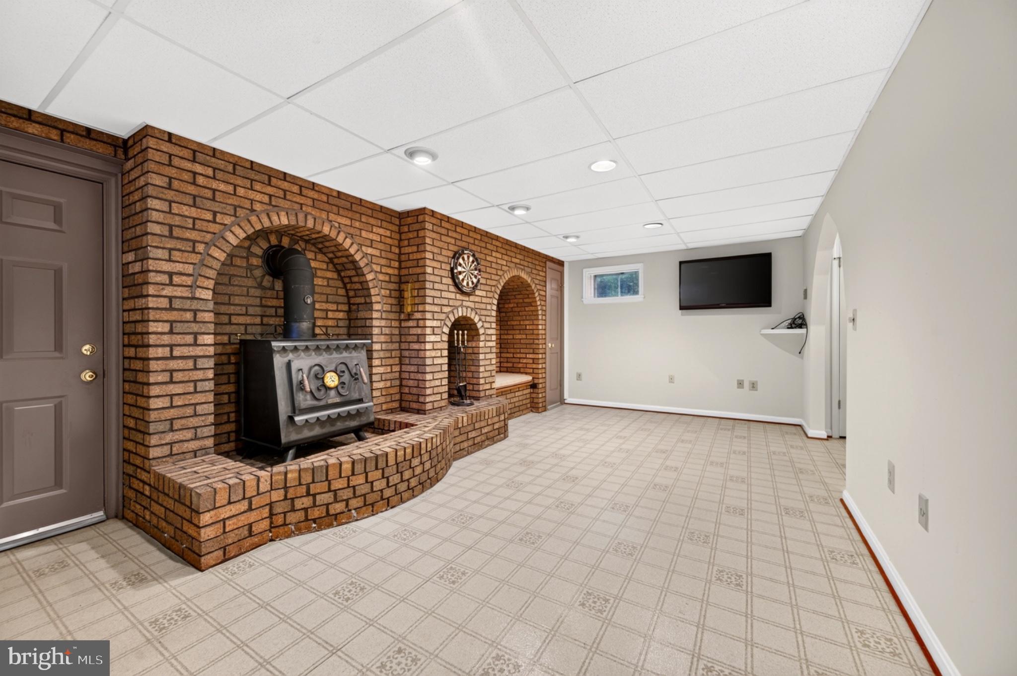 UPPER SENECA CREST - Residential