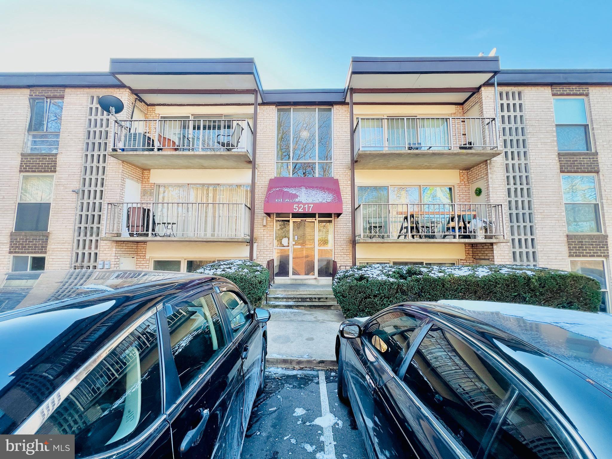 BLADENWOODS - Residential