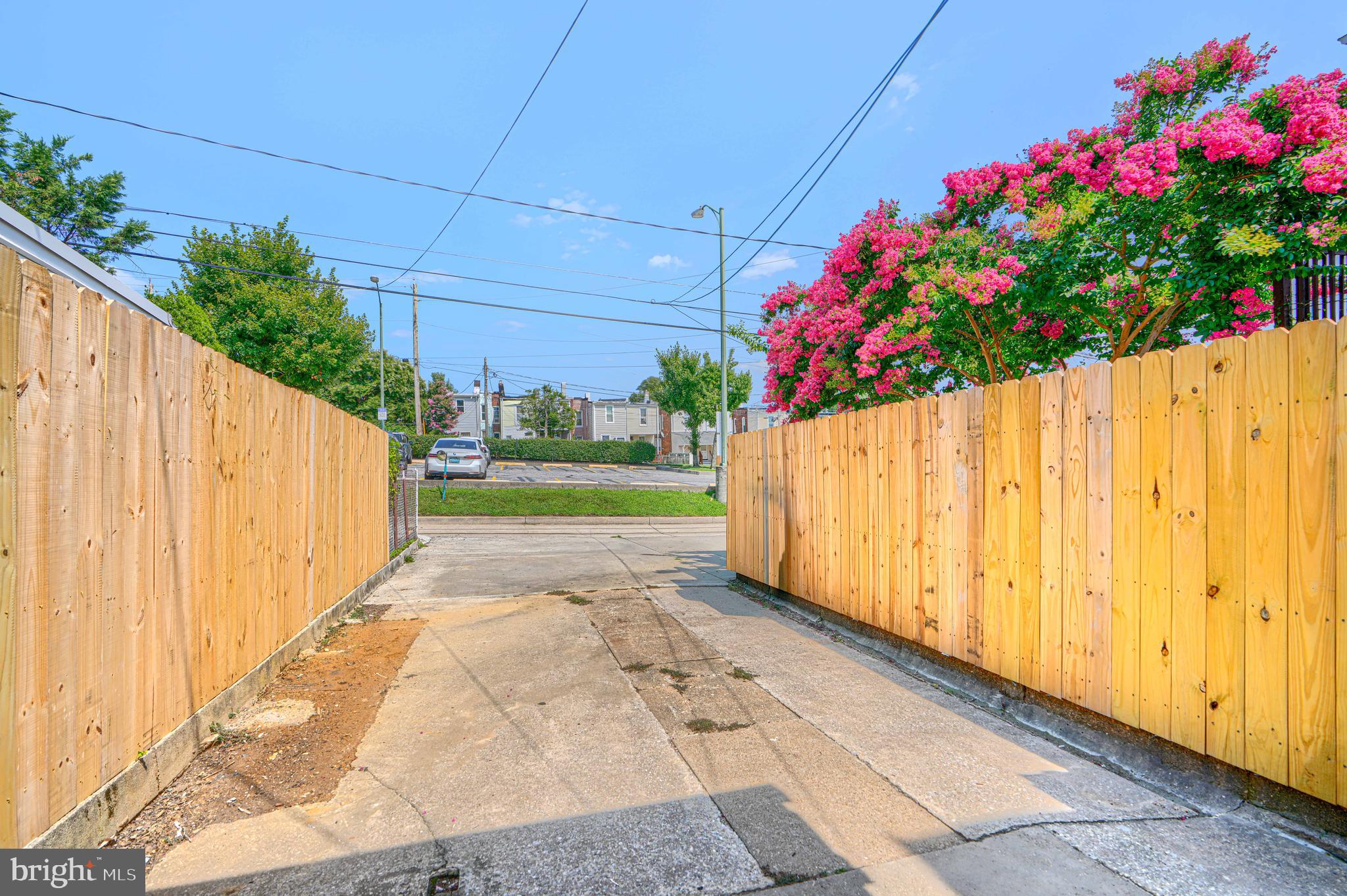 HAMPDEN HISTORIC DISTRICT - Residential
