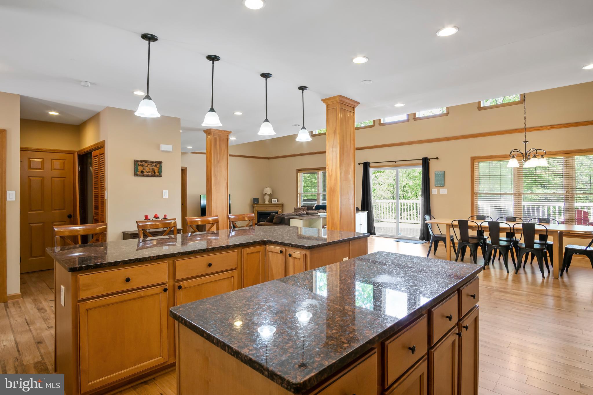 LAKE FOREST ESTATES - Residential